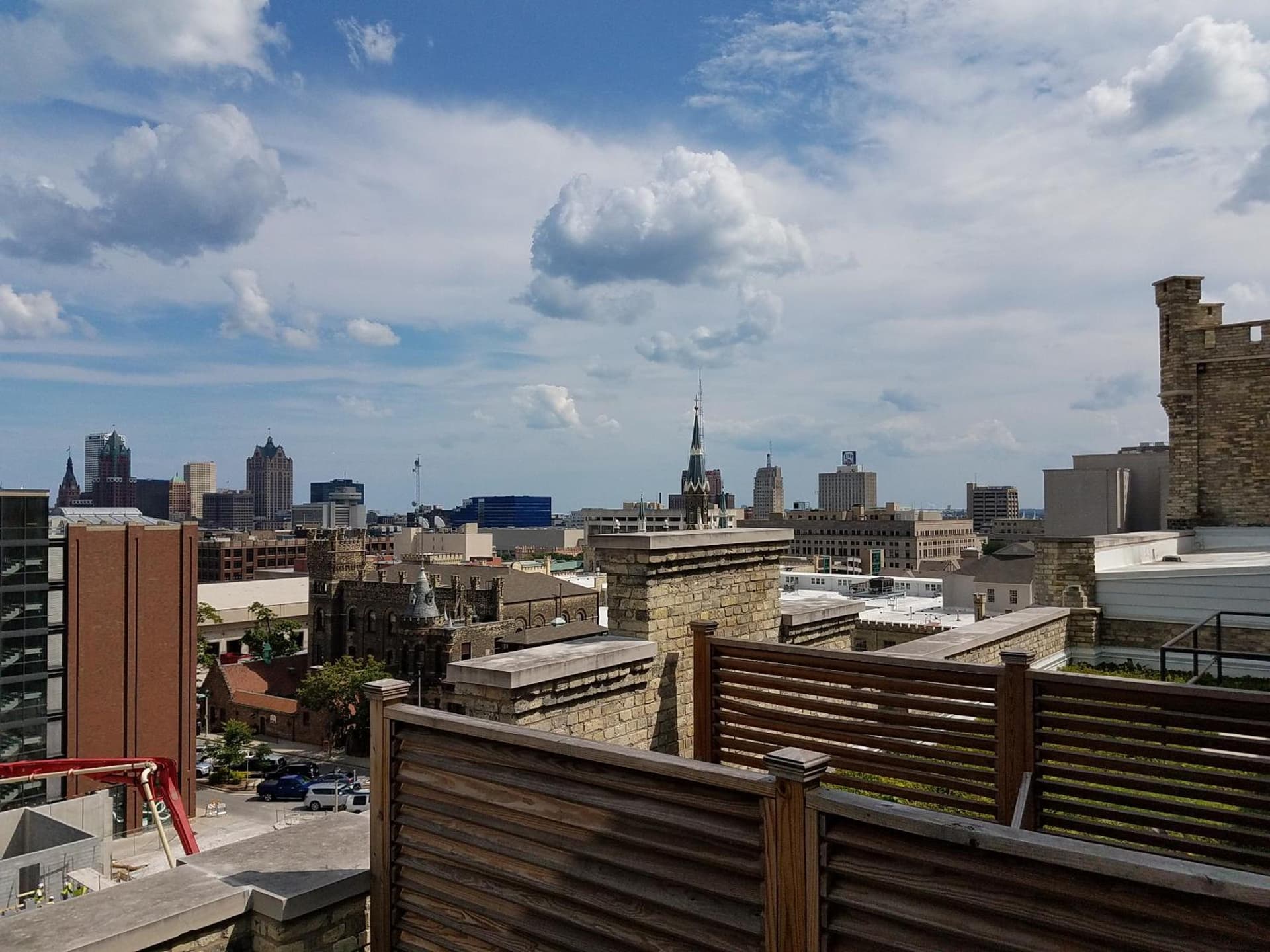 Brewhouse Inn and Suites interior in Milwaukee, WI — gallery photo 2