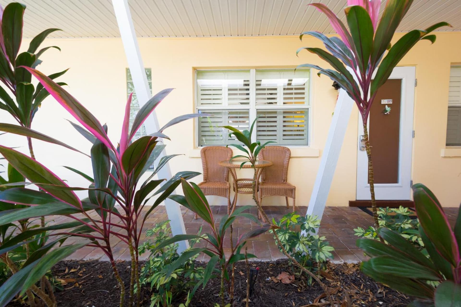 Tropical Beach Resorts - Sarasota gallery photo in Sarasota, FL — image 127