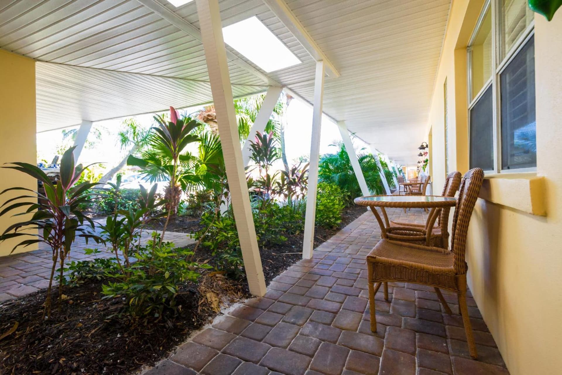 Tropical Beach Resorts - Sarasota gallery photo in Sarasota, FL — image 56