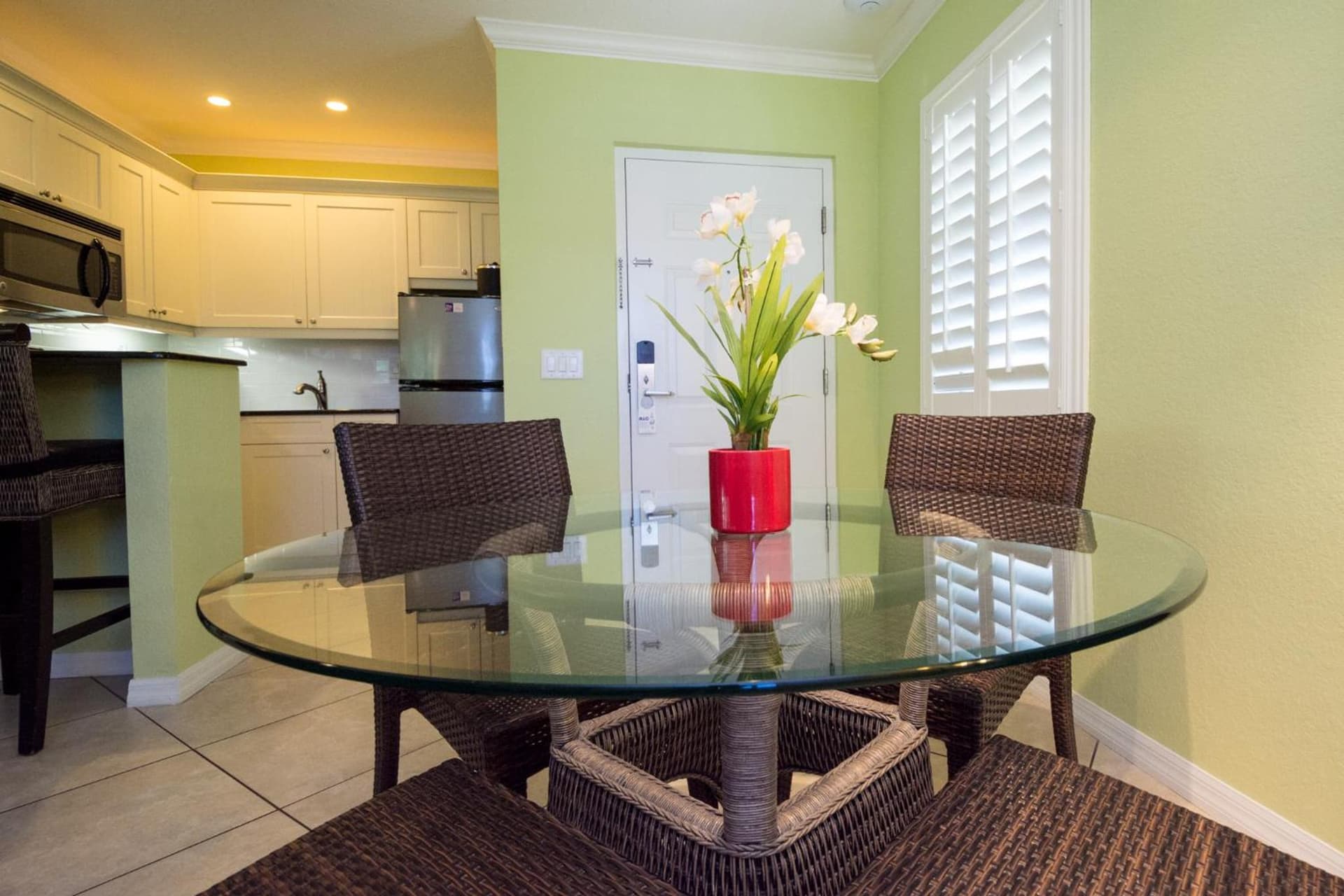 Tropical Beach Resorts - Sarasota gallery photo in Sarasota, FL — image 7