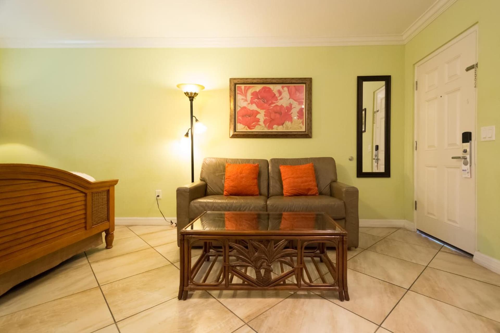 Tropical Beach Resorts - Sarasota gallery photo in Sarasota, FL — image 4