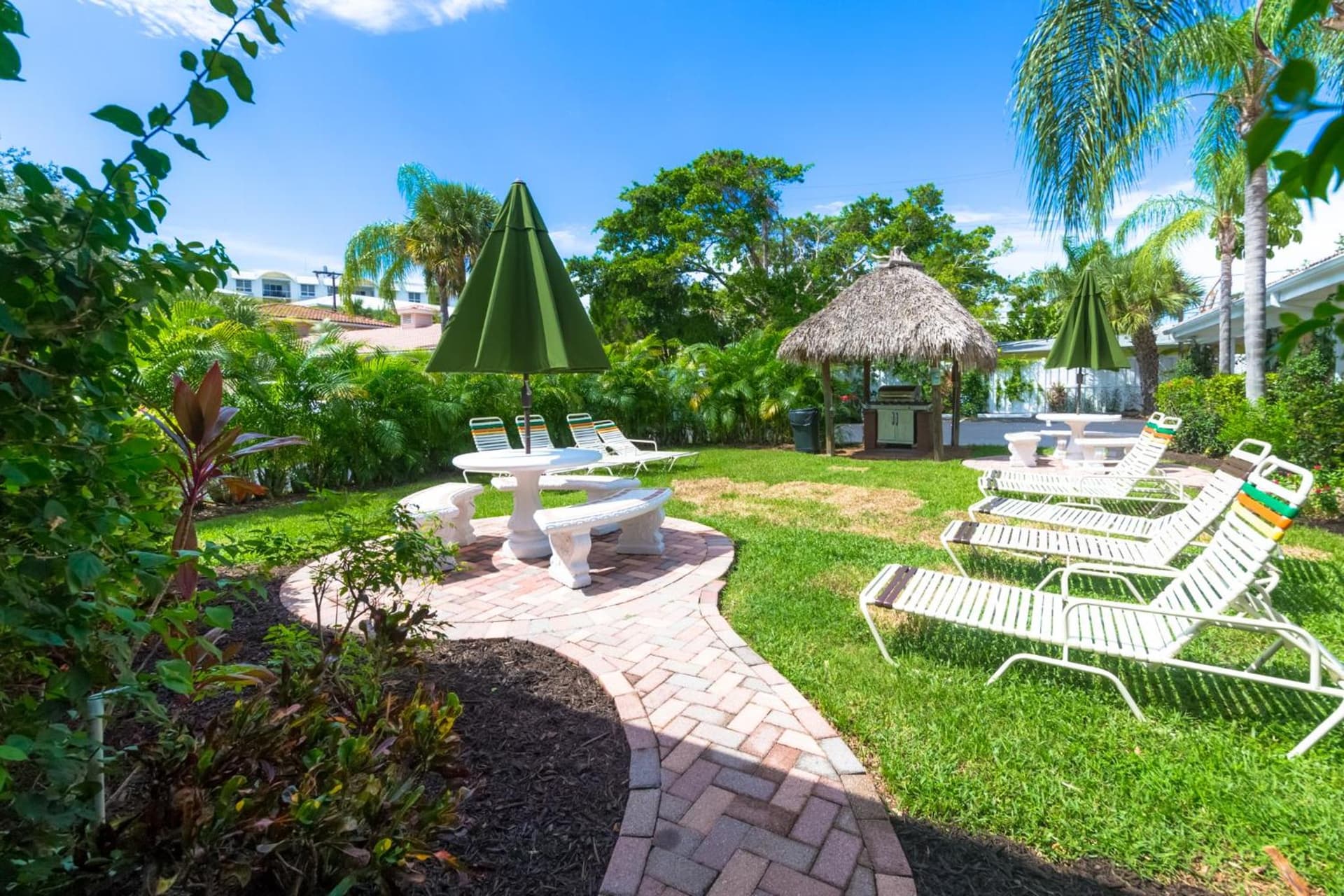Tropical Beach Resorts - Sarasota gallery photo in Sarasota, FL — image 23