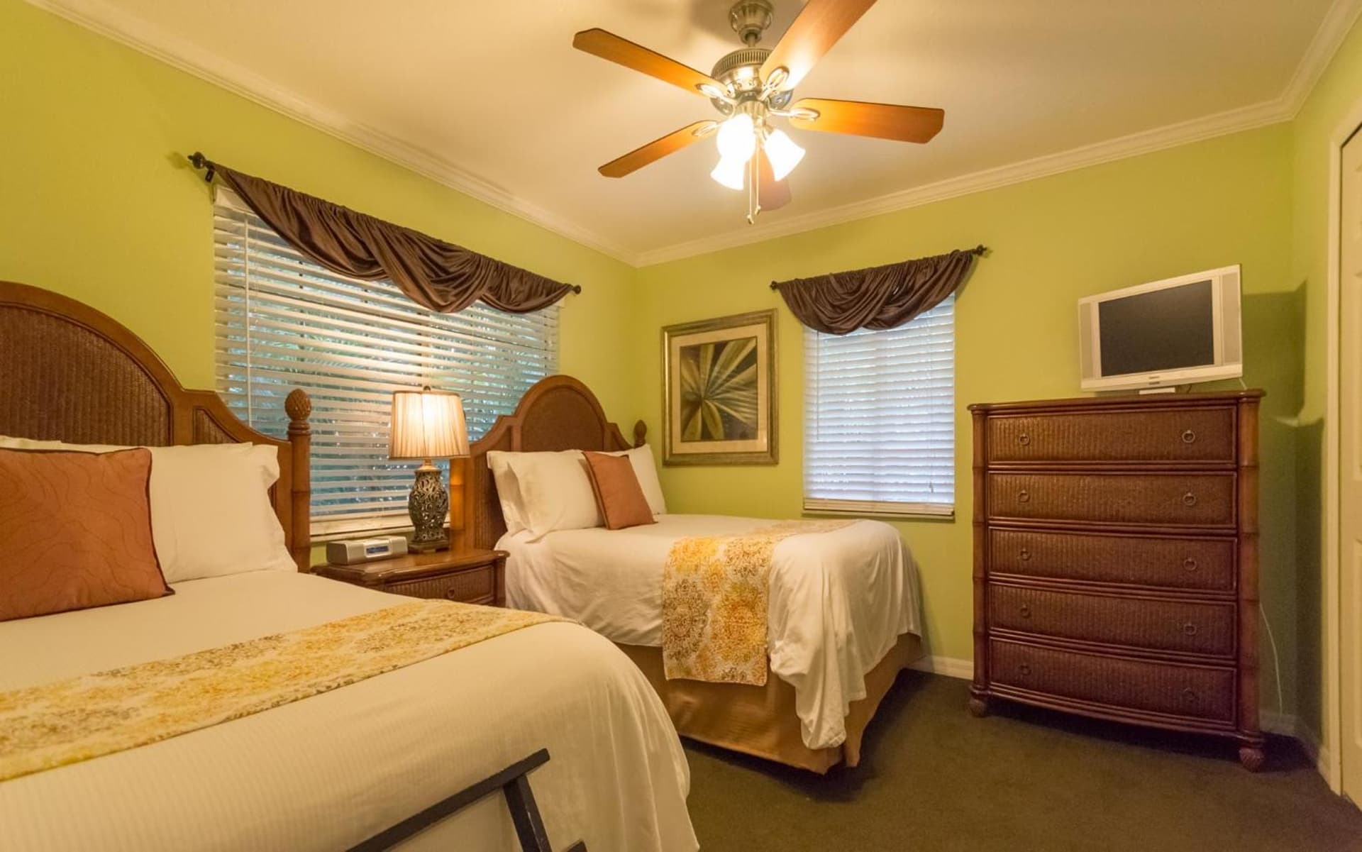 Tropical Beach Resorts - Sarasota gallery photo in Sarasota, FL — image 61