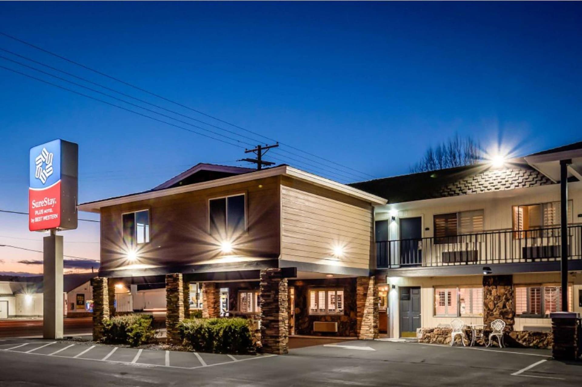 SureStay Plus Hotel by Best Western Susanville property views in Susanville, CA — gallery photo 3