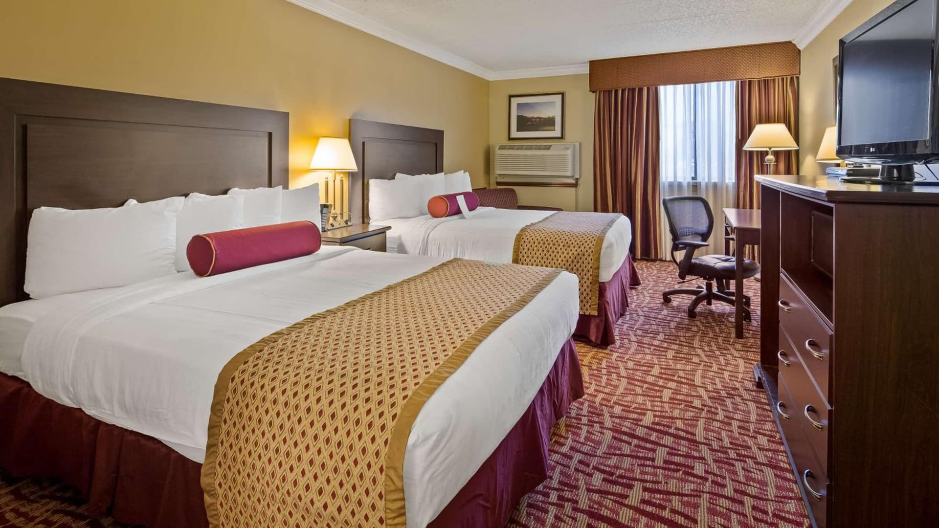 Best Western Plus Genetti Wilkes Barre property views in Wilkes-Barre, PA — gallery photo 3