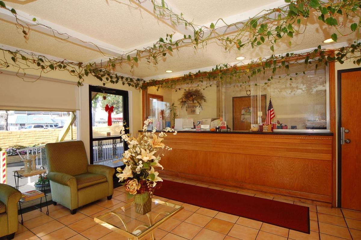 Imperial Inn Oakland gallery photo in Oakland, CA — image 12