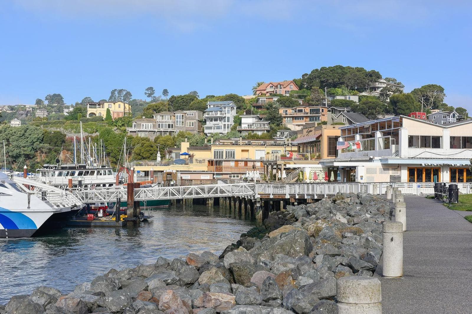 Waters Edge gallery photo in Tiburon, CA — image 19
