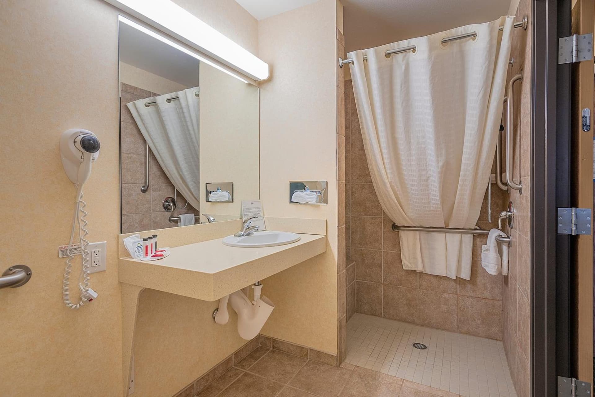Days Inn by Wyndham Manitou Springs gallery photo in Manitou Springs, CO — image 9