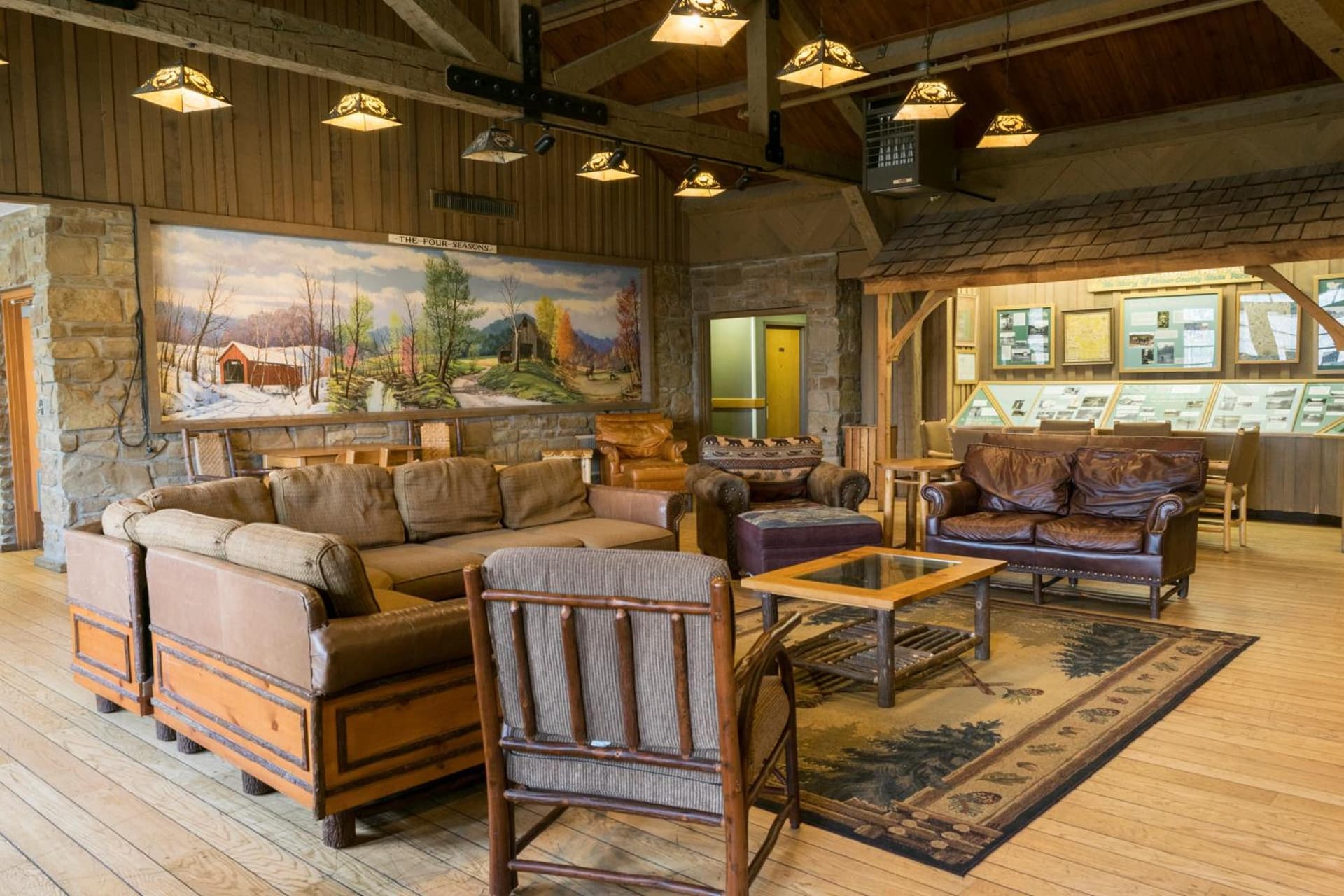 Abe Martin Lodge & Cabins gallery photo in Nashville, IN — image 13