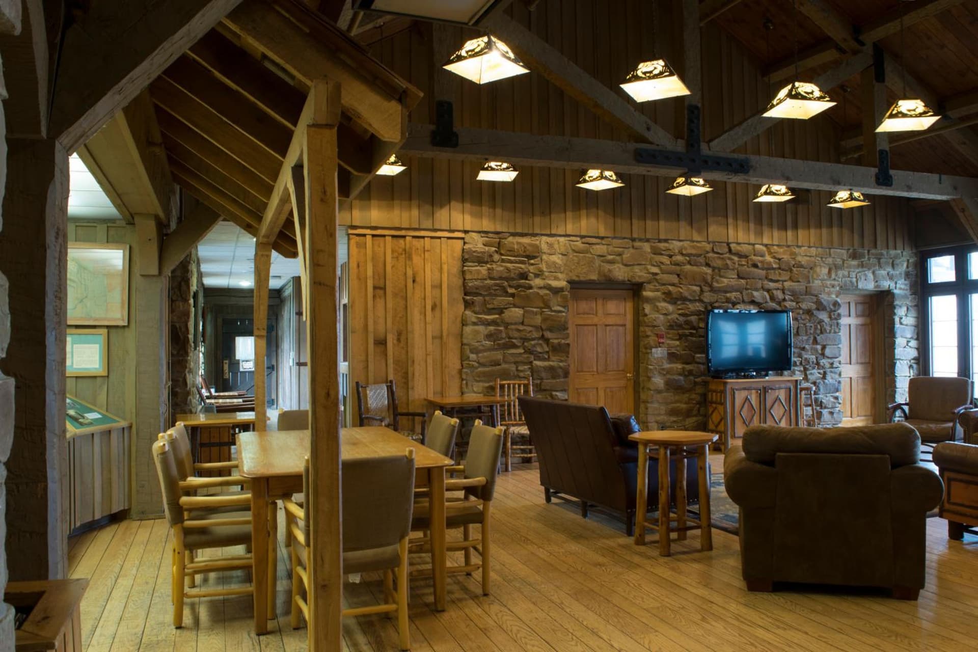 Abe Martin Lodge & Cabins gallery photo in Nashville, IN — image 20