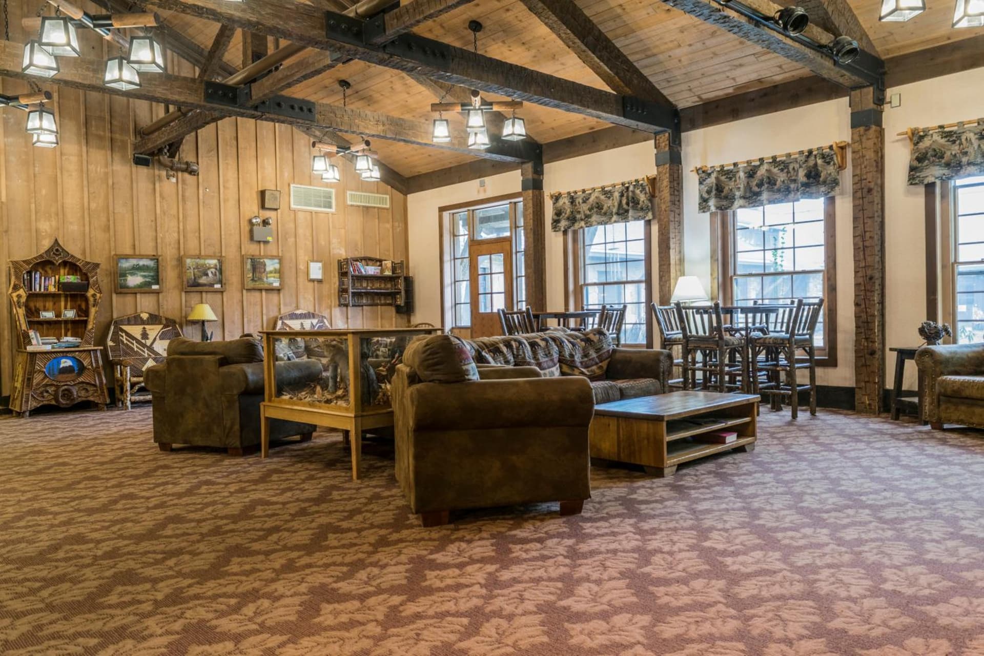 Abe Martin Lodge & Cabins gallery photo in Nashville, IN — image 25