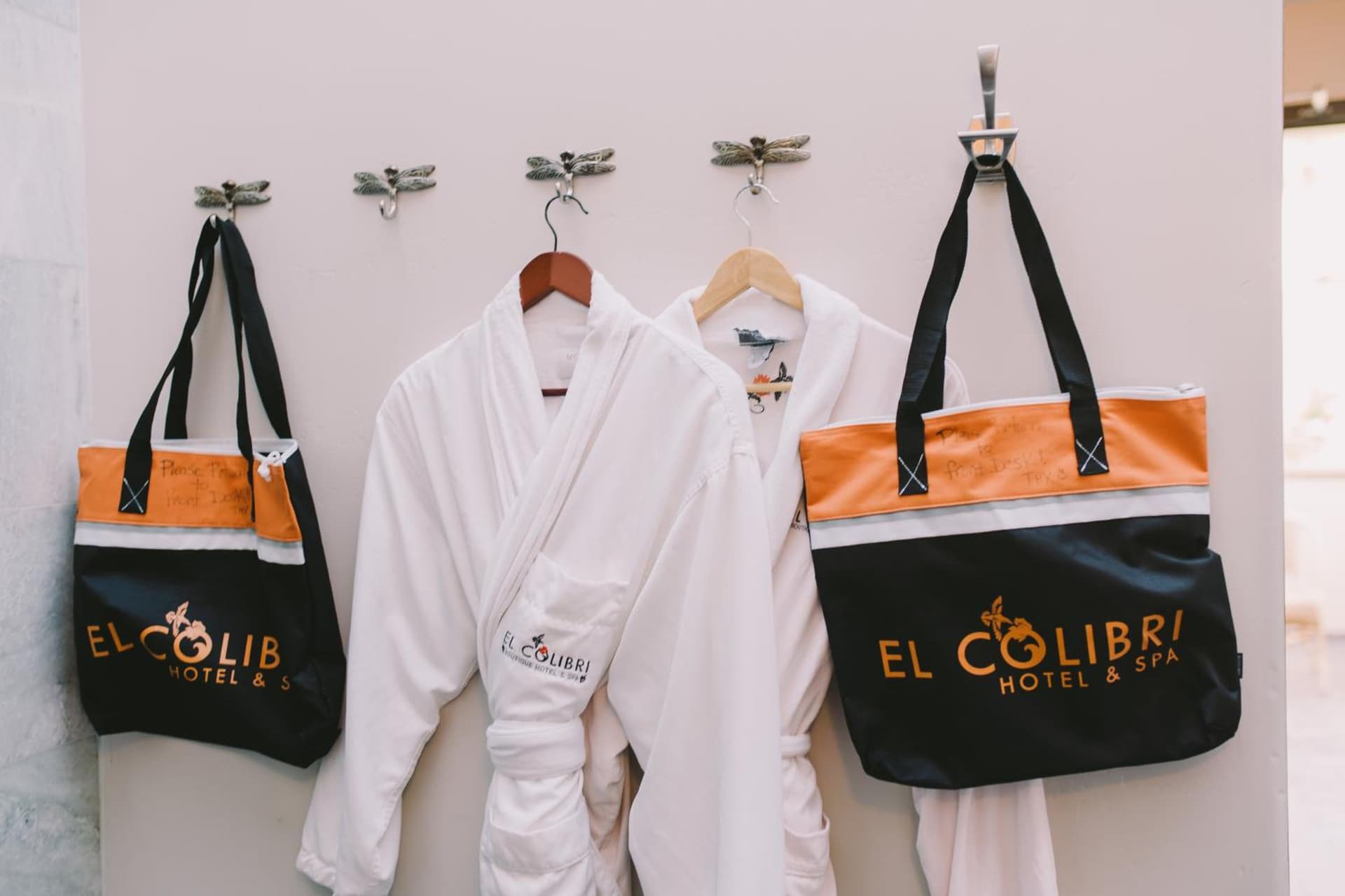 El Colibri Hotel & Spa interior in Cambria, CA — gallery photo 2