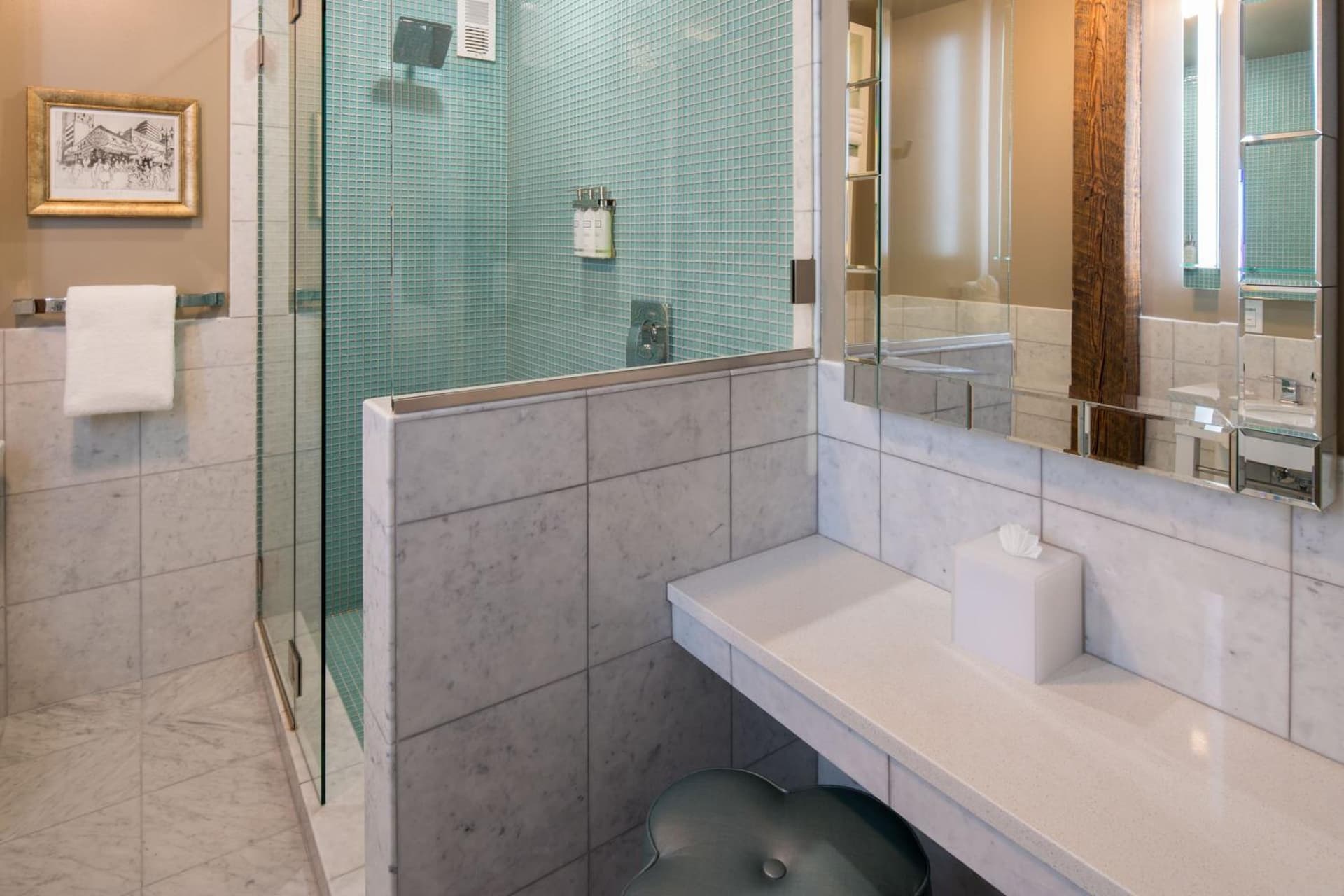 The Mark Spencer Hotel property views in Portland, OR — gallery photo 3