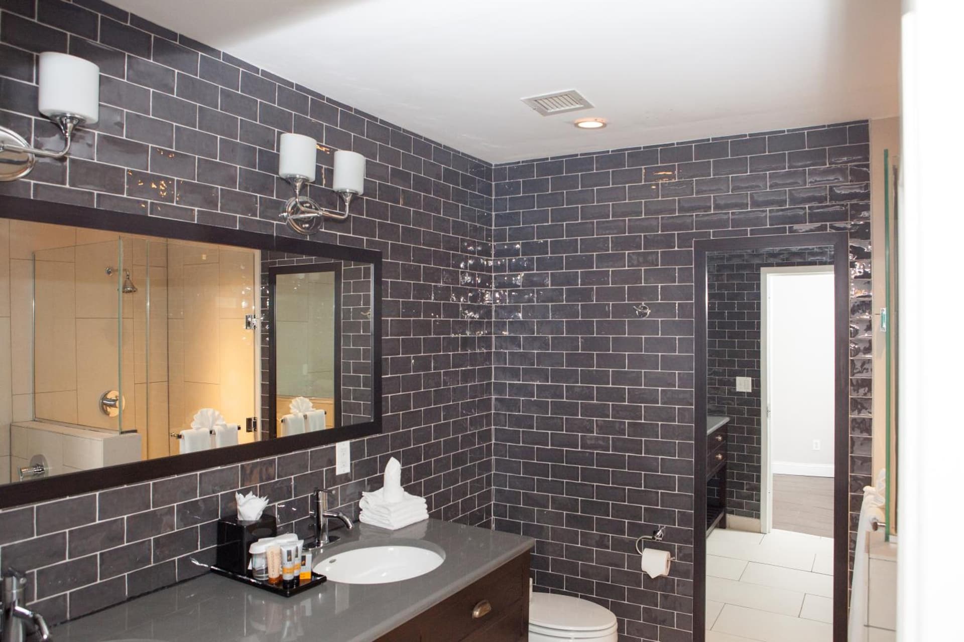 Ravel Hotel Trademark Collection by Wyndham gallery photo in Queens, NY — image 15