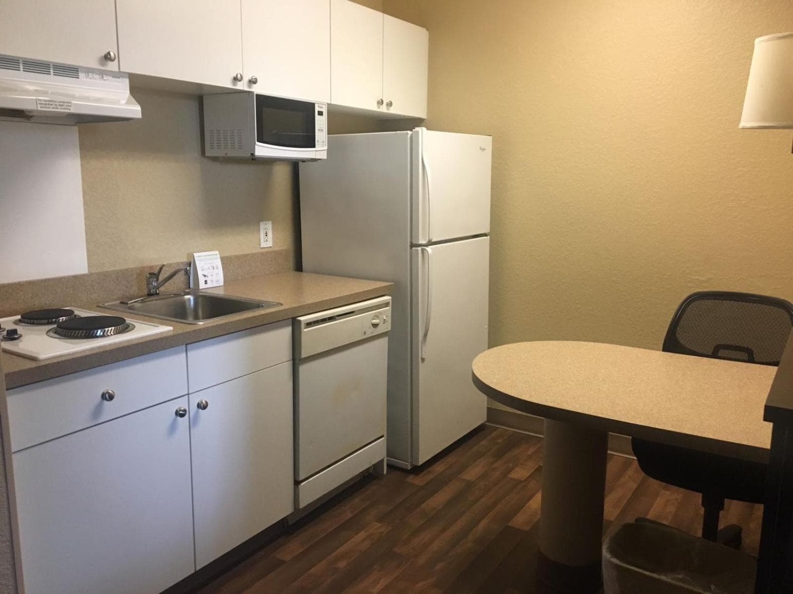 Extended Stay America Suites - Columbia - Columbia Corporate Park gallery photo in Columbia, MD — image 46