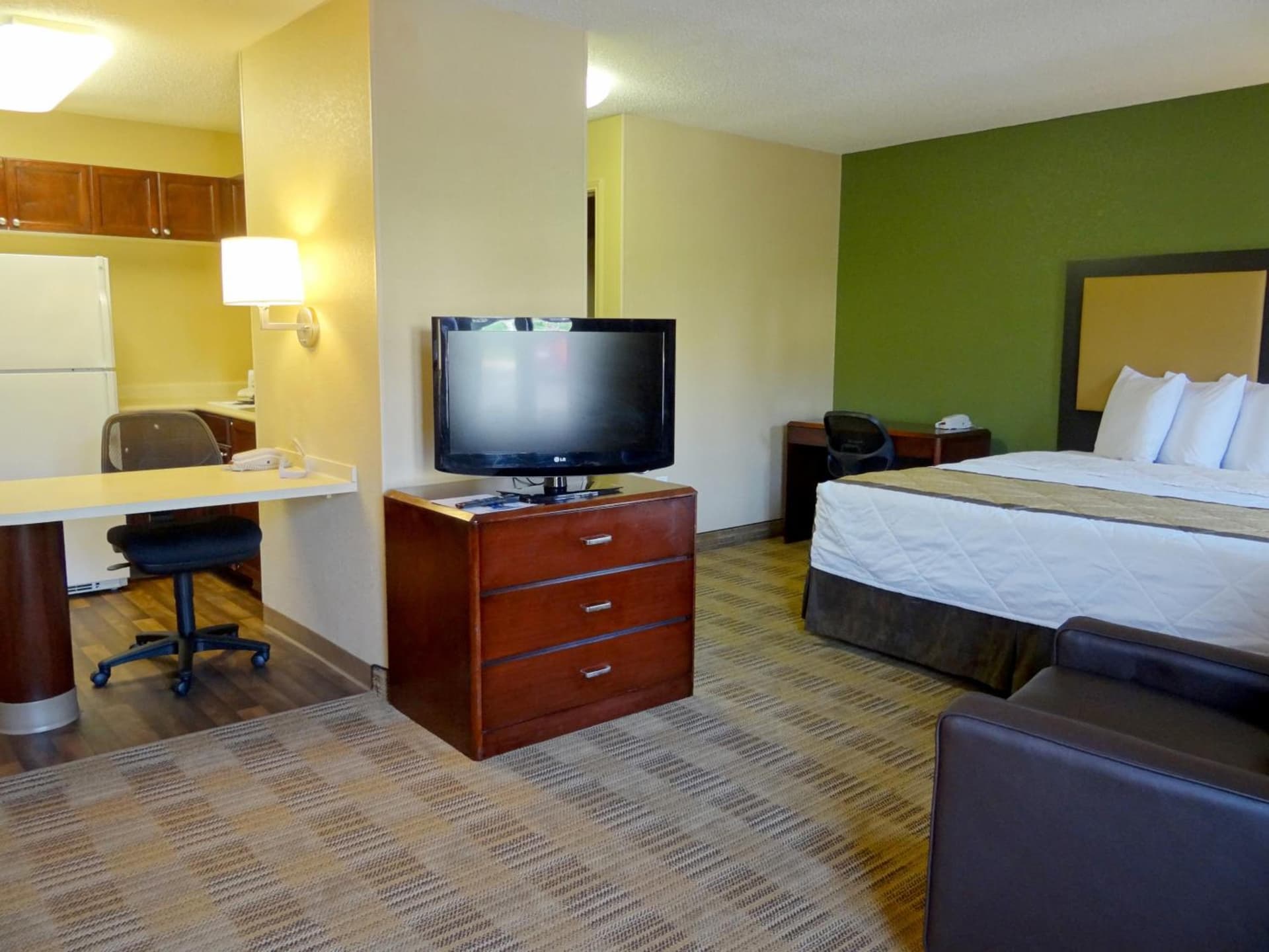 Extended Stay America Suites - Columbia - Columbia Corporate Park gallery photo in Columbia, MD — image 48