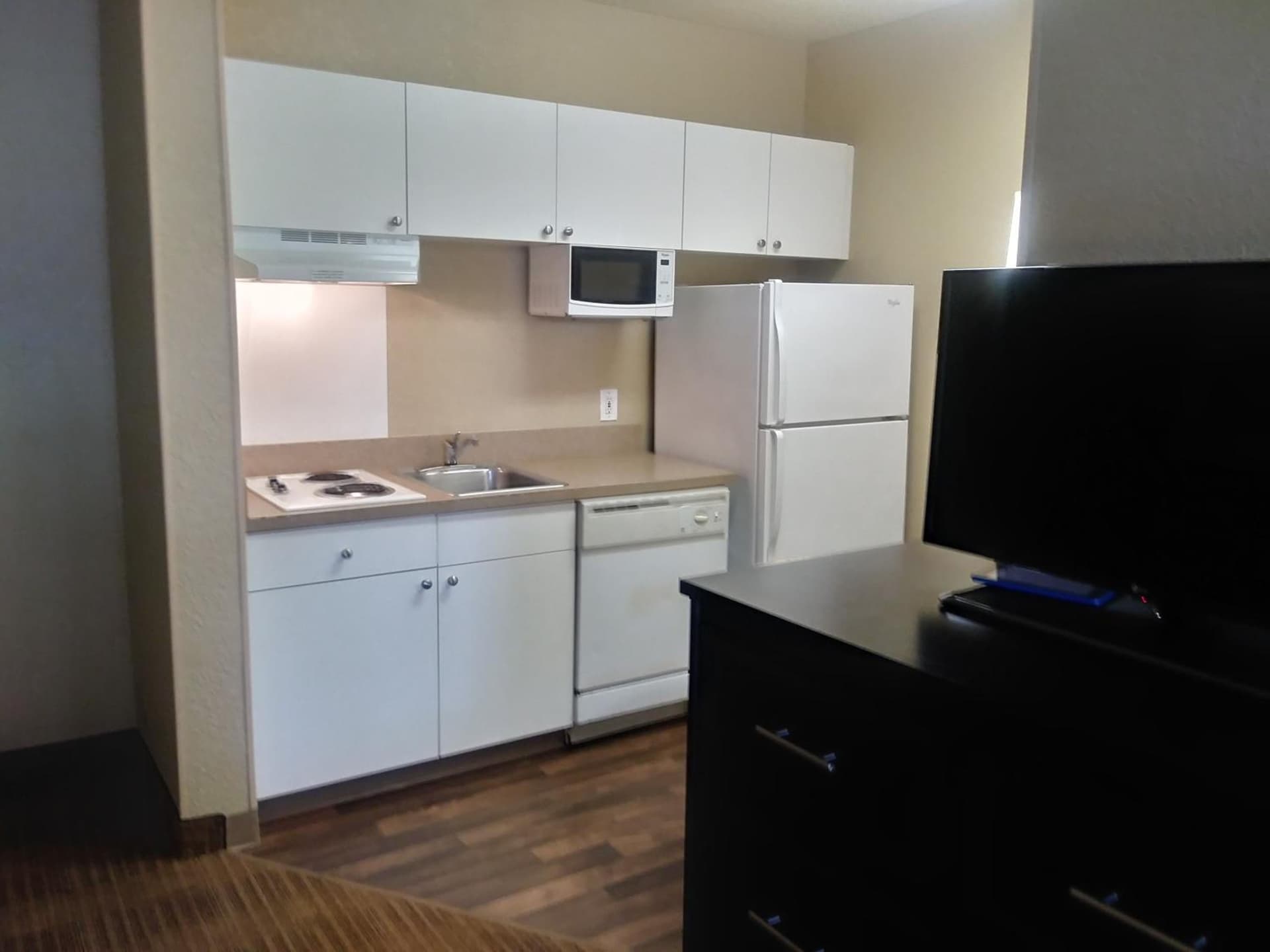 Extended Stay America Suites - Albuquerque - Rio Rancho Blvd interior in Rio Rancho, NM — gallery photo 2