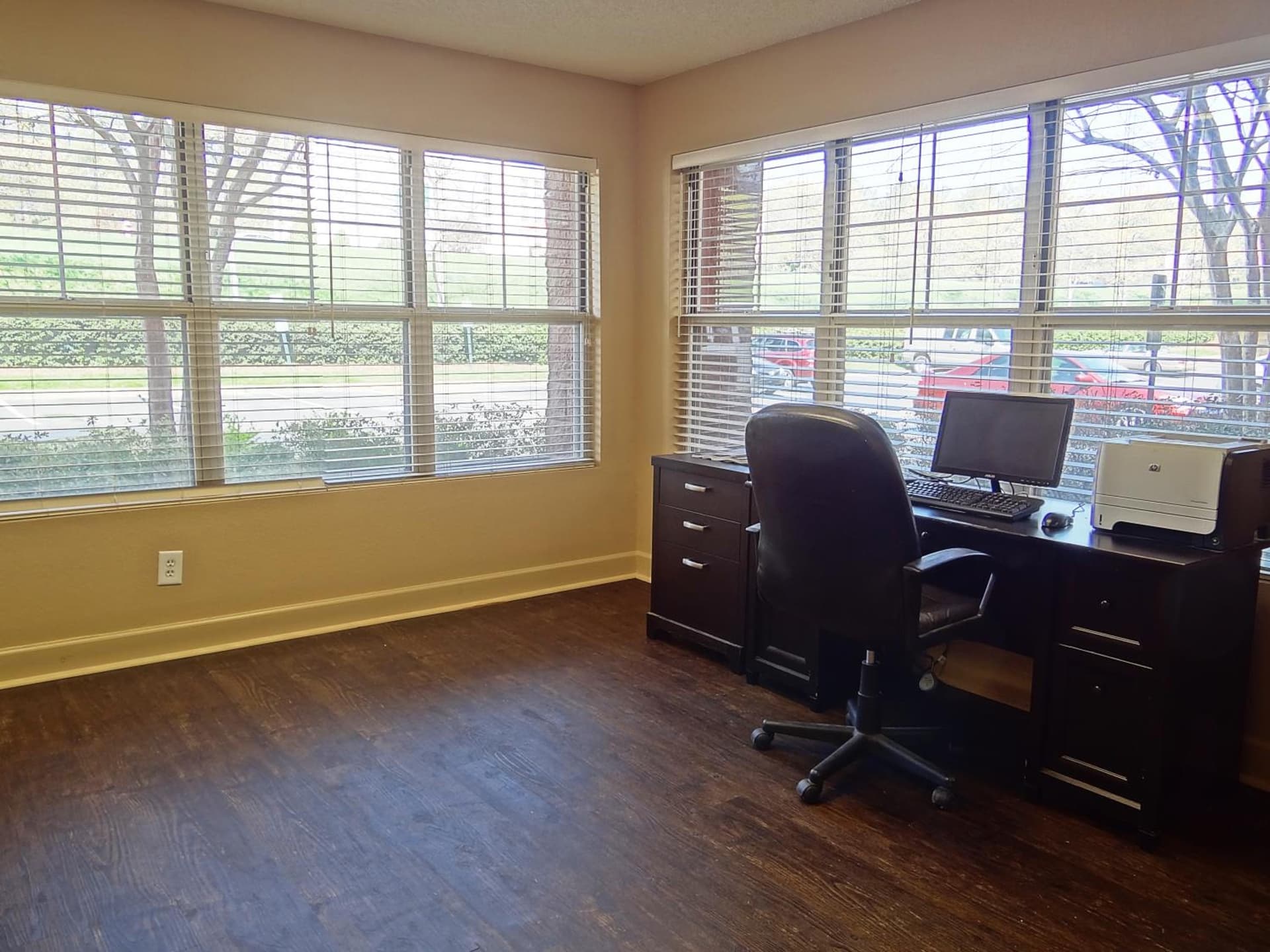 Extended Stay America Suites - Raleigh - RTP - 4919 Miami Blvd gallery photo in Durham, NC — image 6