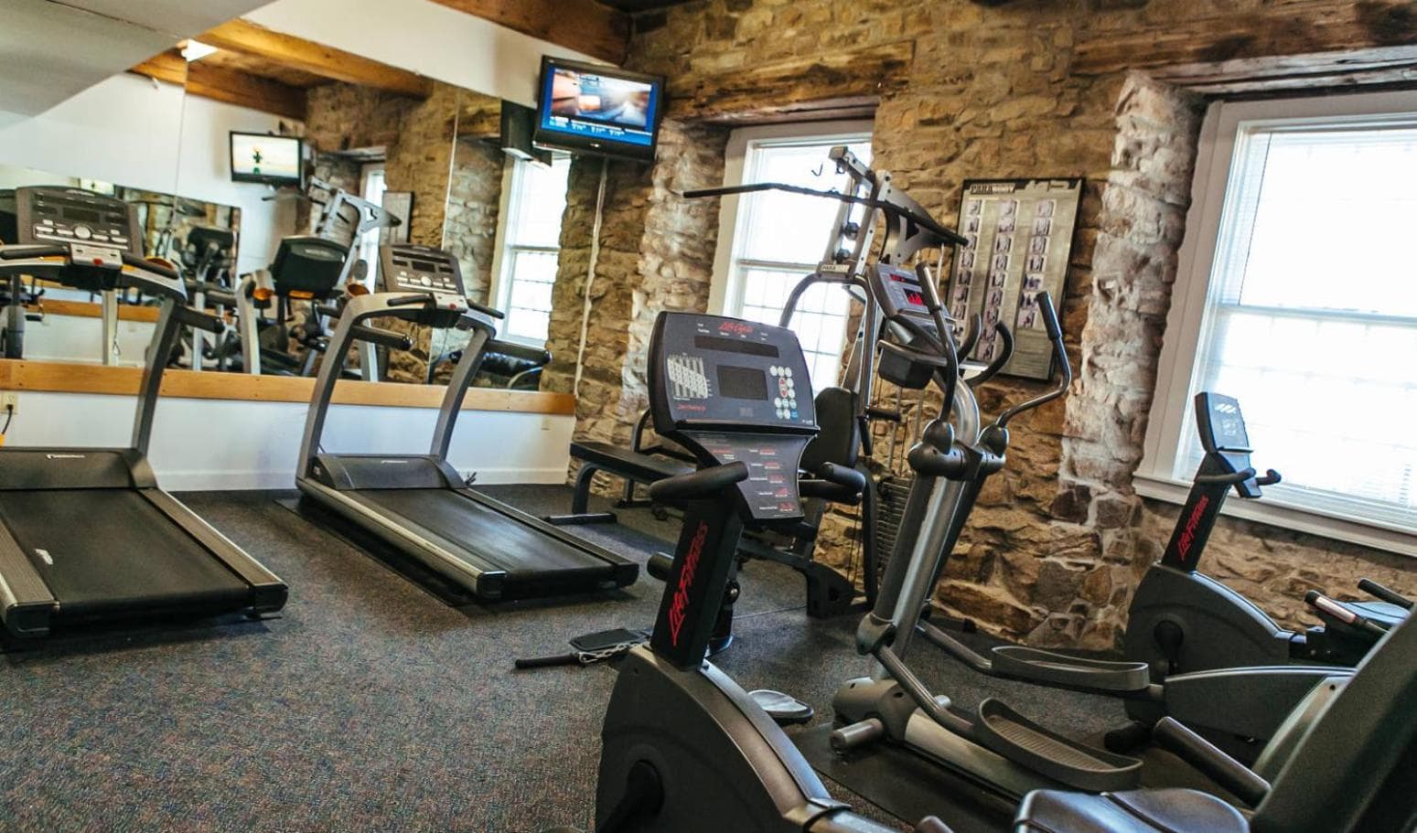 Newport Bay Club and Hotel interior in Newport, RI — gallery photo 2