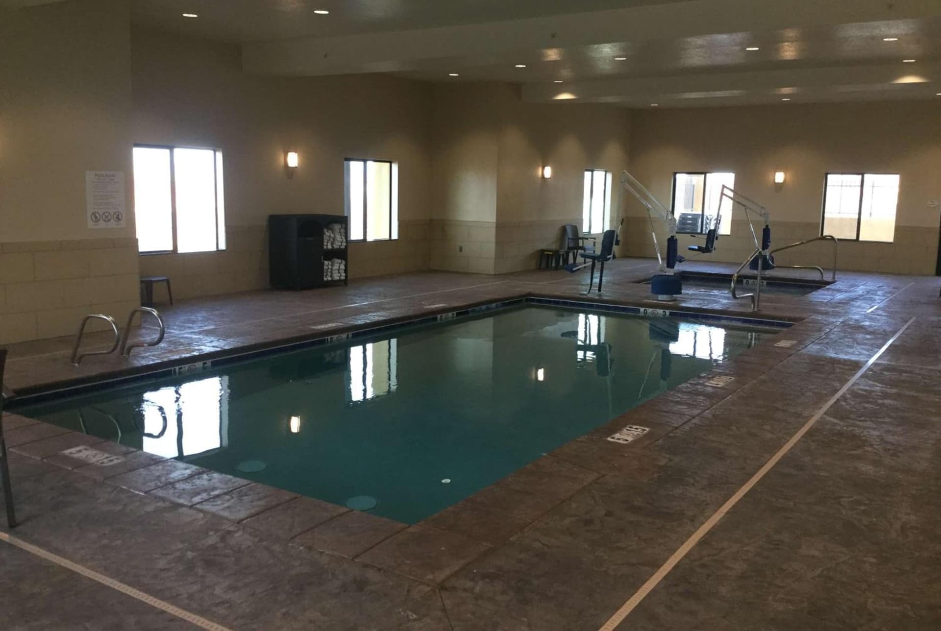 Garner by IHG Page at Lake Powell interior in Page, AZ — gallery photo 2