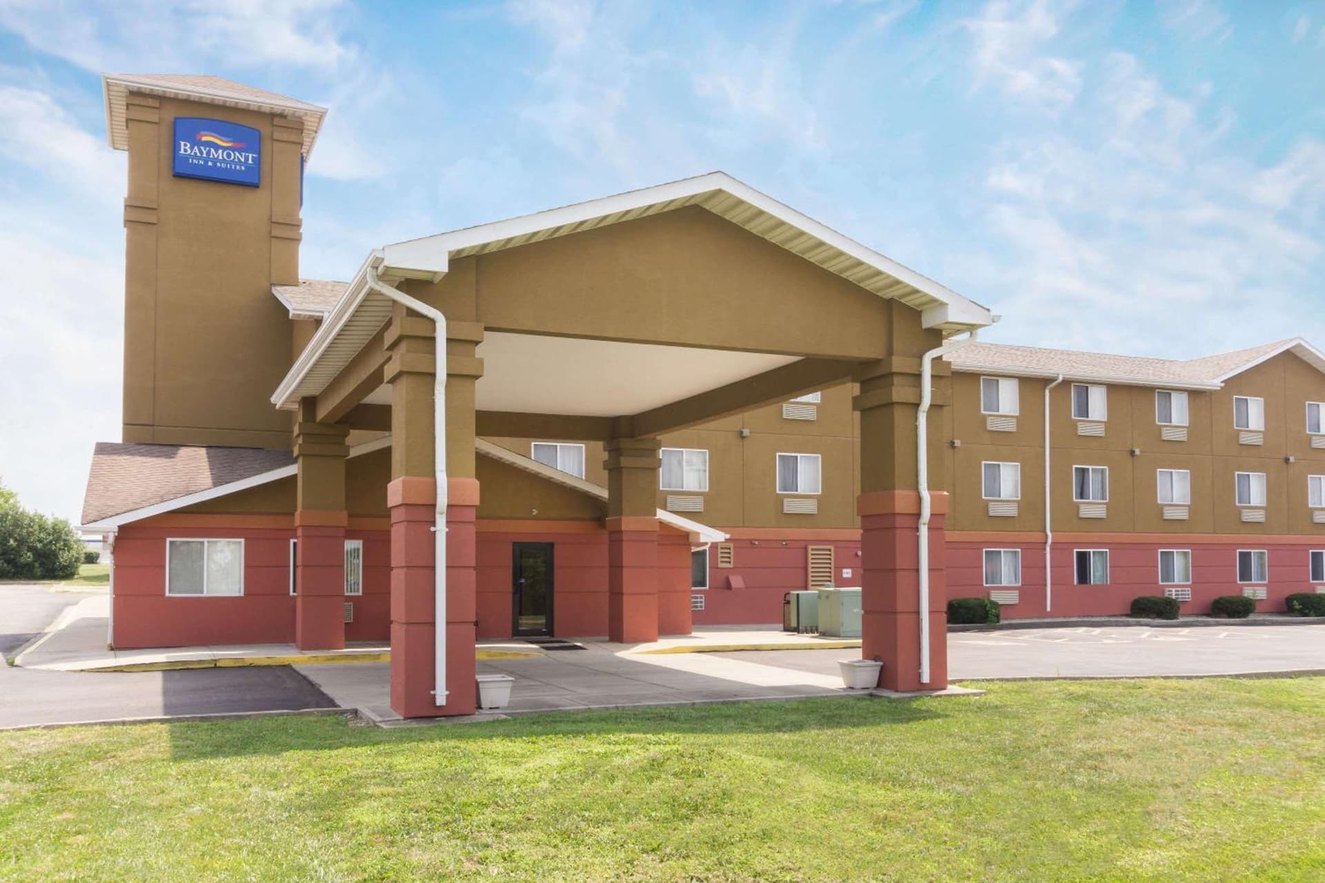 Baymont Inn & Suites by Wyndham Huber Heights Dayton Northeast featured exterior or lobby in Huber Heights, OH — similar hotel