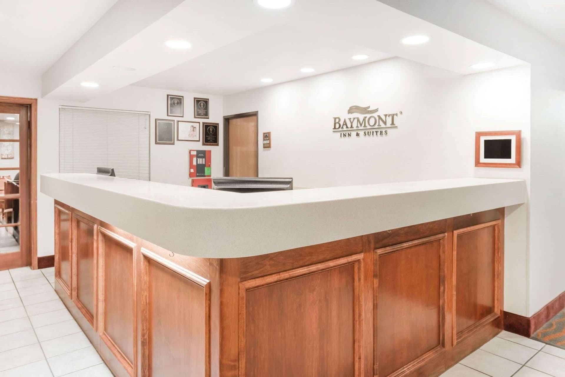 Baymont by Wyndham Rolla property views in Rolla, MO — gallery photo 3