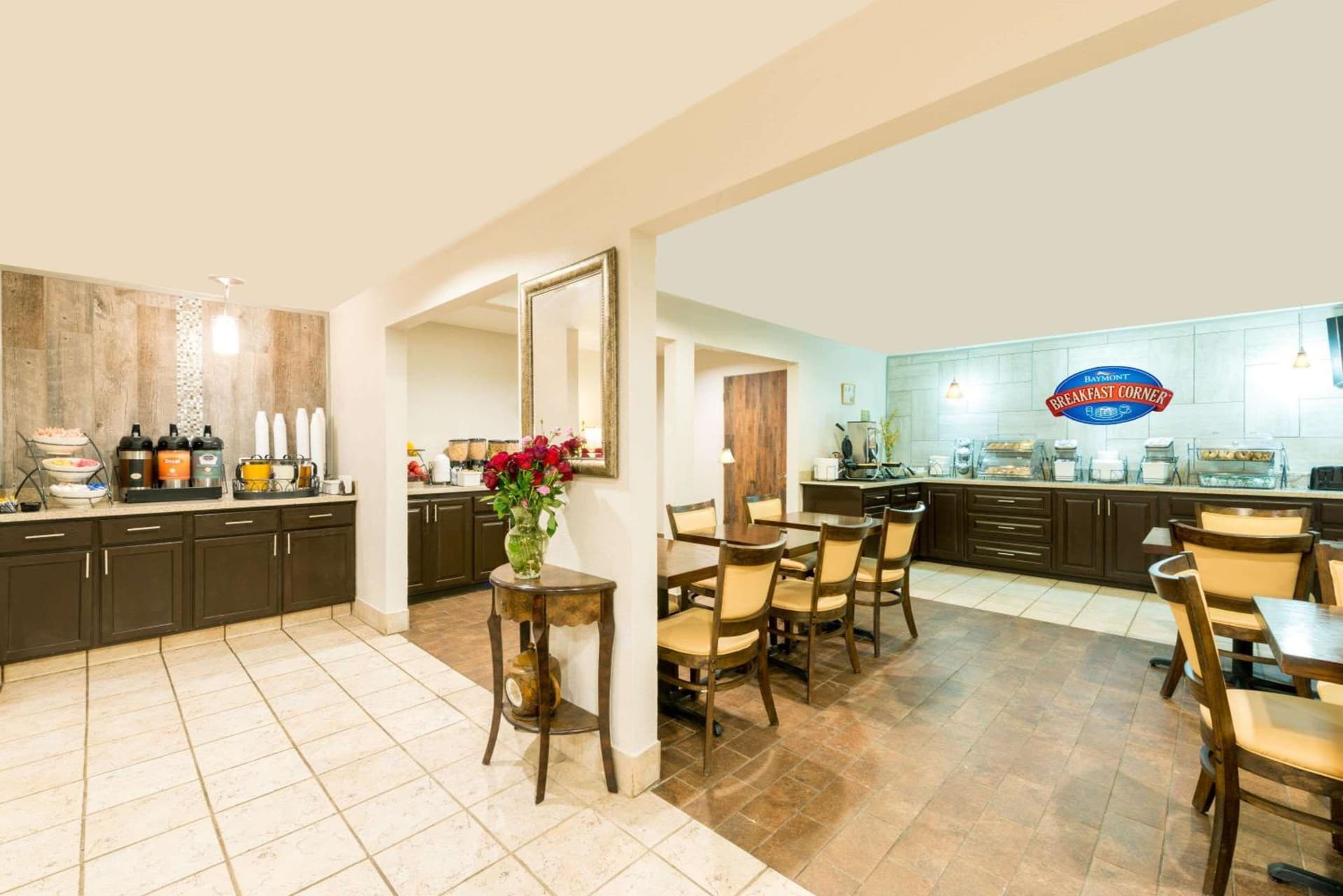 Baymont by Wyndham Louisville East gallery photo in Louisville, KY — image 49