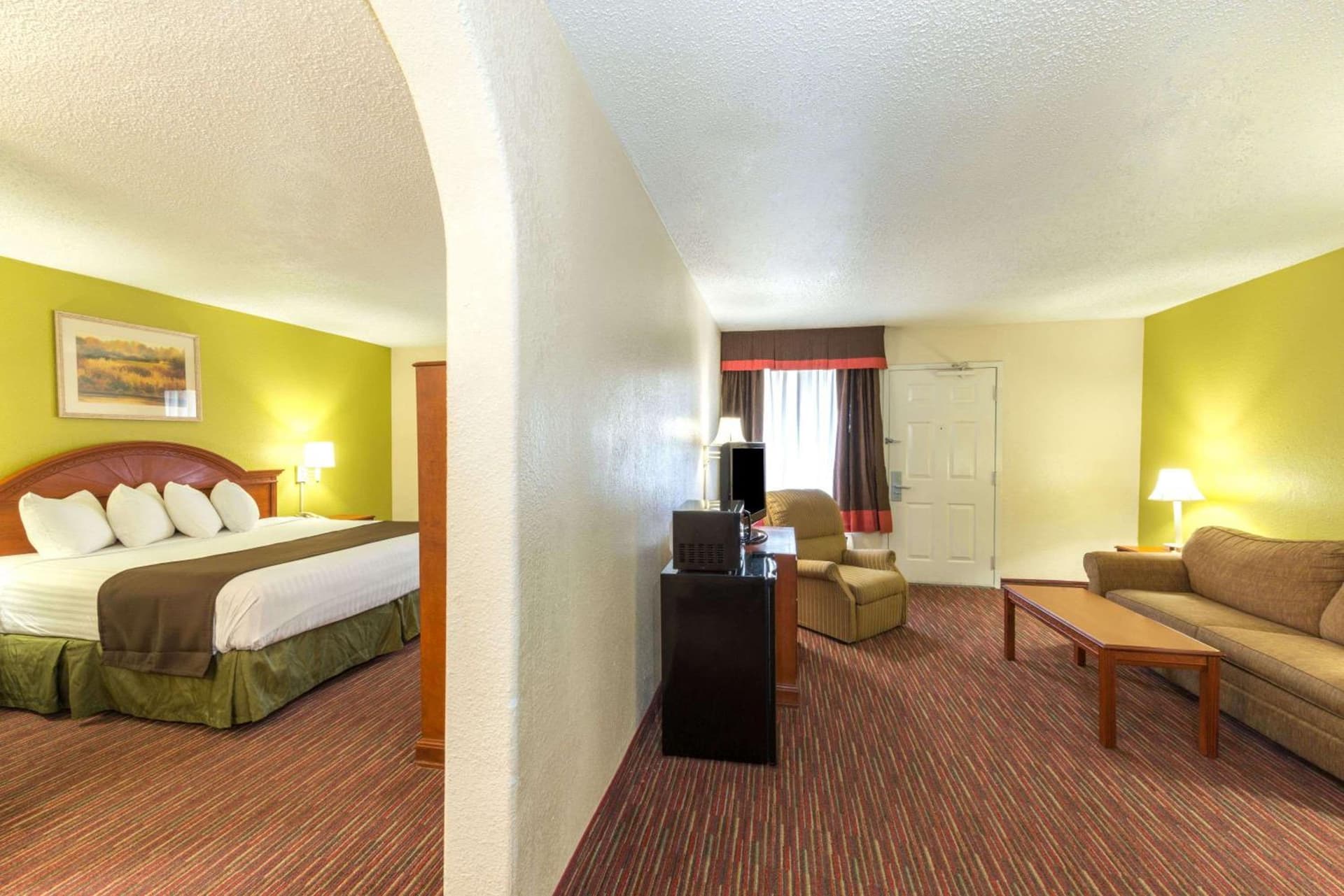 Baymont by Wyndham Louisville East gallery photo in Louisville, KY — image 16