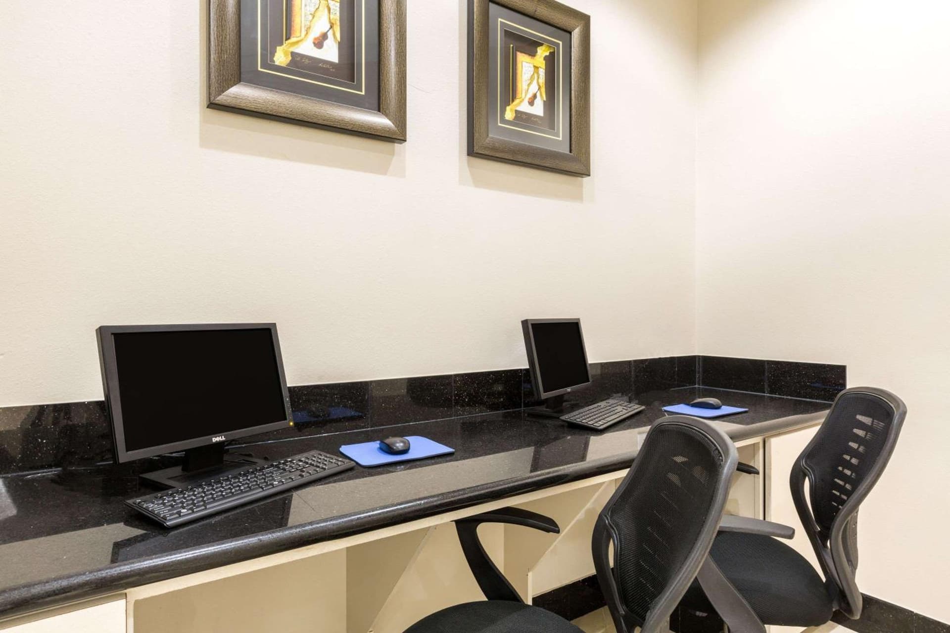 Baymont by Wyndham Galveston gallery photo in Galveston, TX — image 24