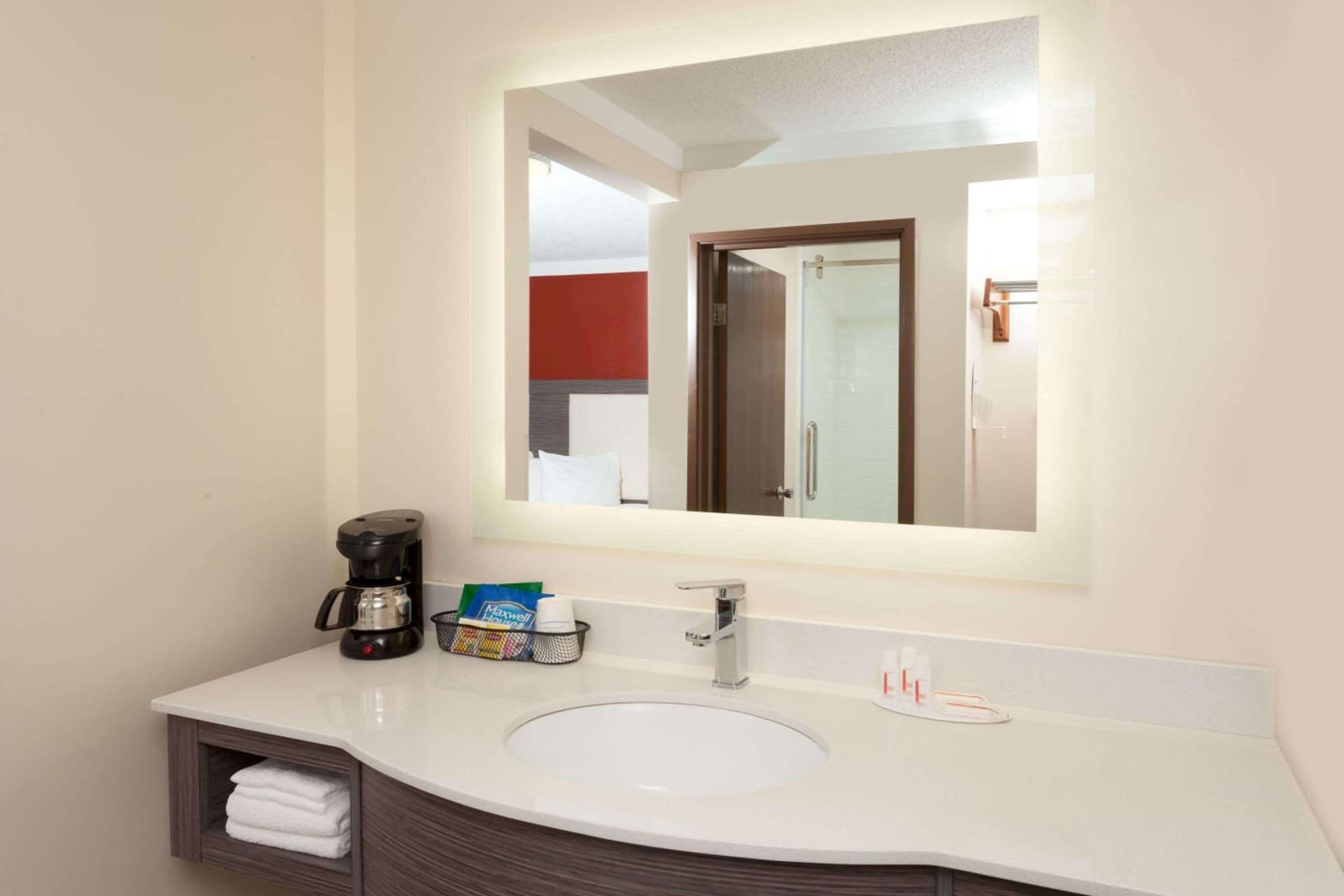 Baymont by Wyndham Chicago/Alsip gallery photo in Alsip, IL — image 36