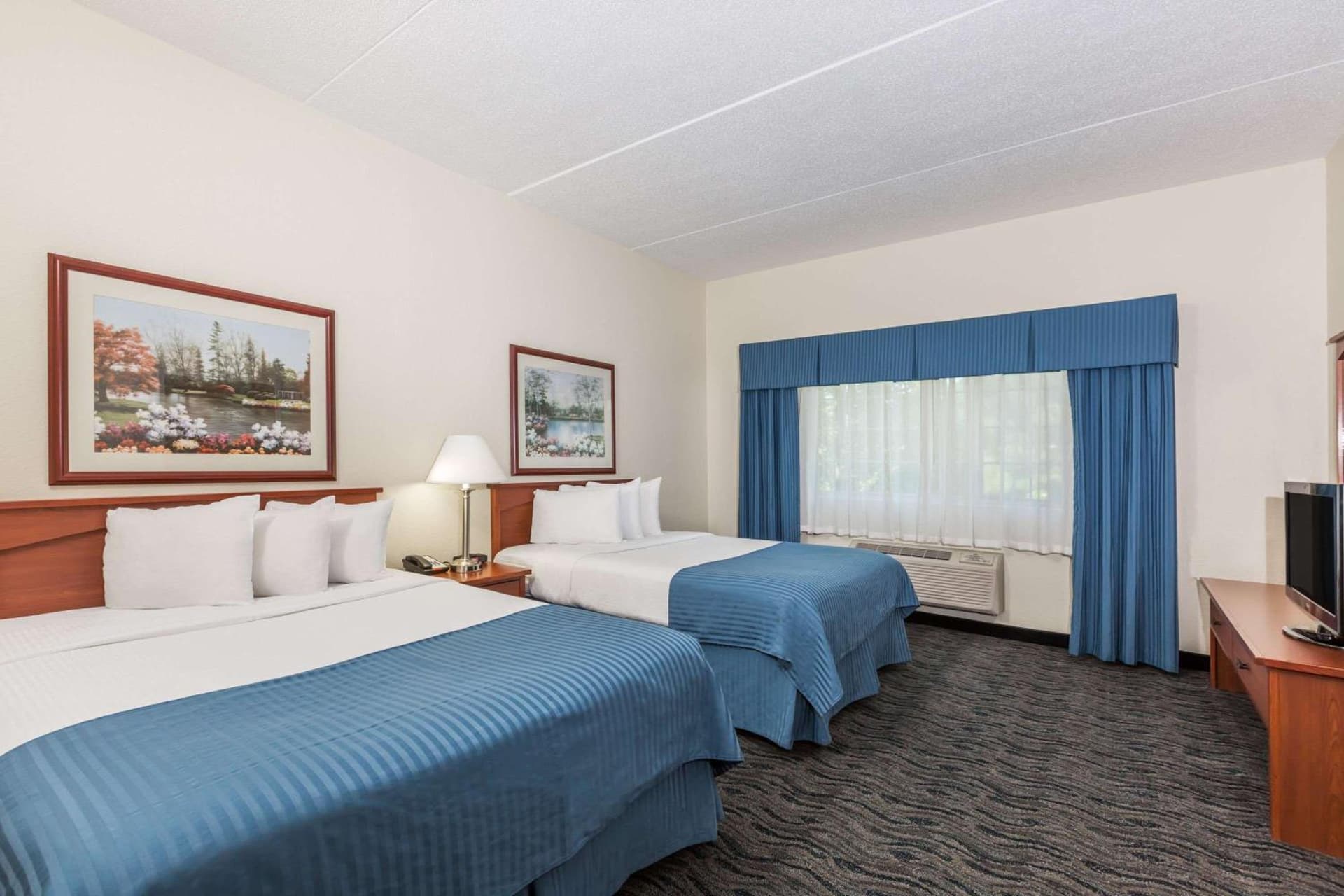 Baymont by Wyndham Des Moines Airport gallery photo in Des Moines, IA — image 30
