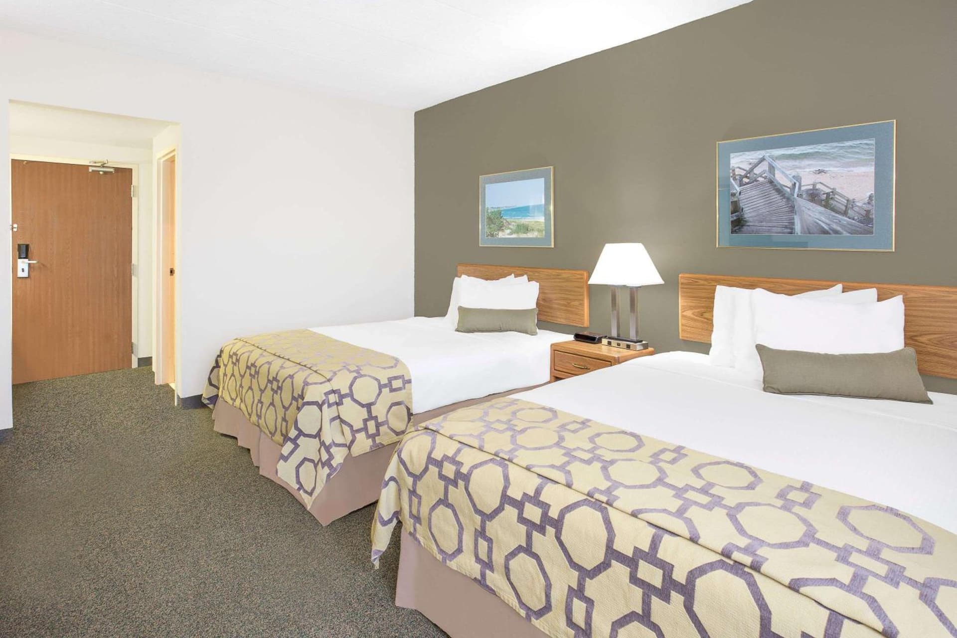 Baymont by Wyndham Janesville gallery photo in Janesville, WI — image 13