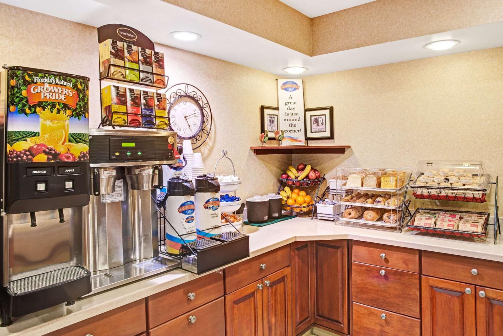 Baymont by Wyndham Indianapolis gallery photo in Indianapolis, IN — image 23