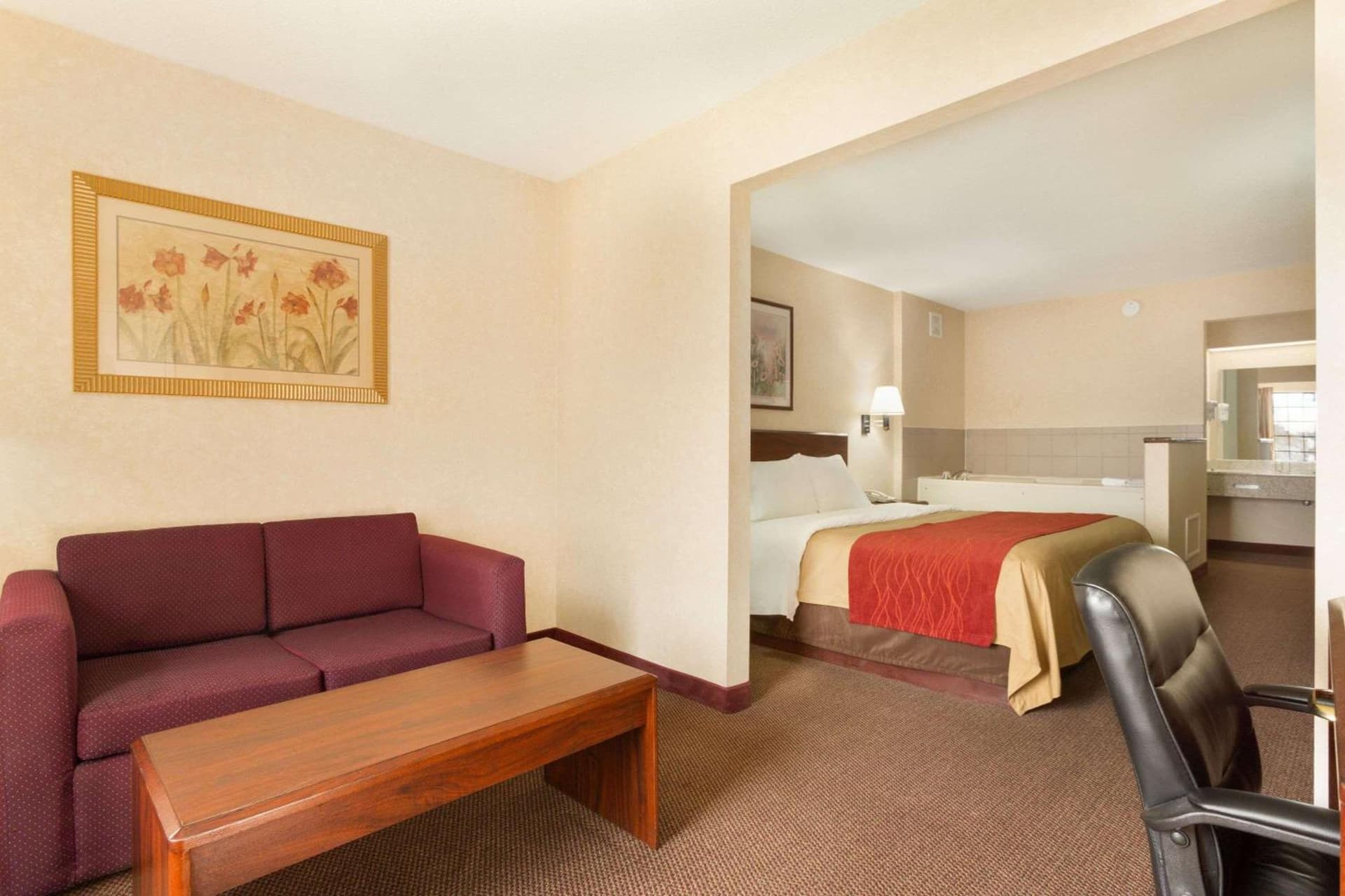 Baymont by Wyndham Springfield IL interior in Springfield, IL — gallery photo 2