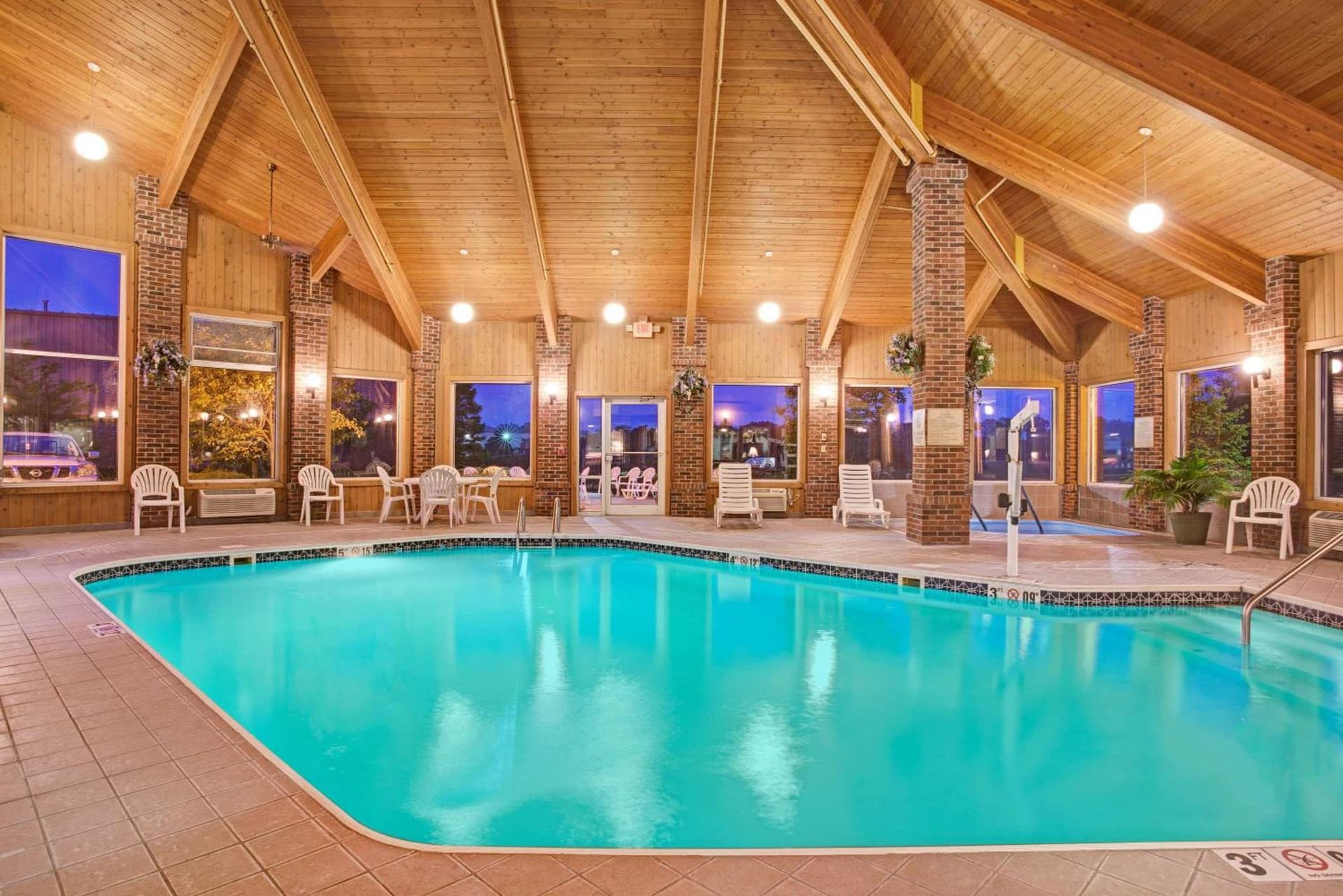 Baymont by Wyndham Indianapolis gallery photo in Indianapolis, IN — image 13
