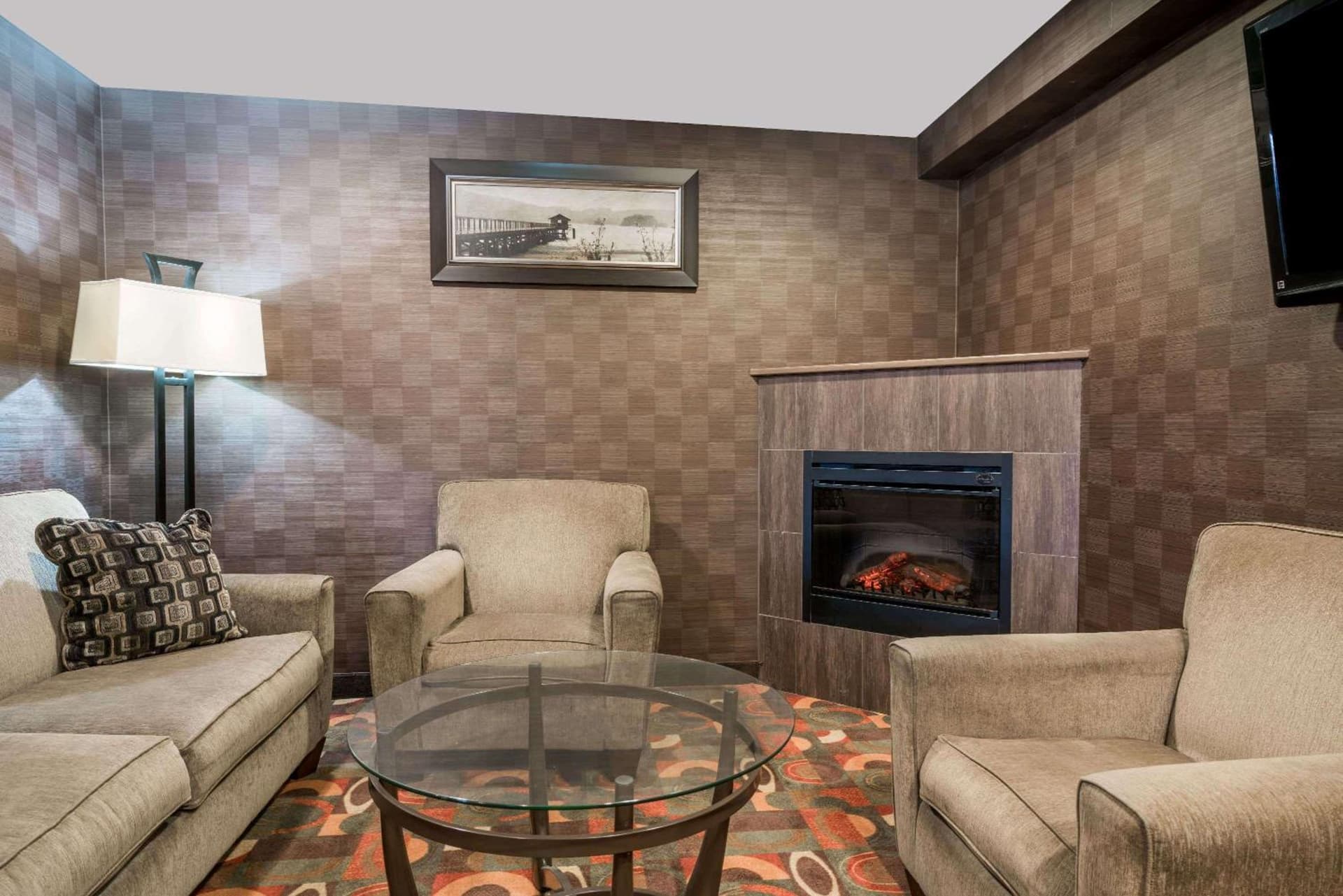 Baymont by Wyndham Eau Claire WI property views in Eau Claire, WI — gallery photo 3