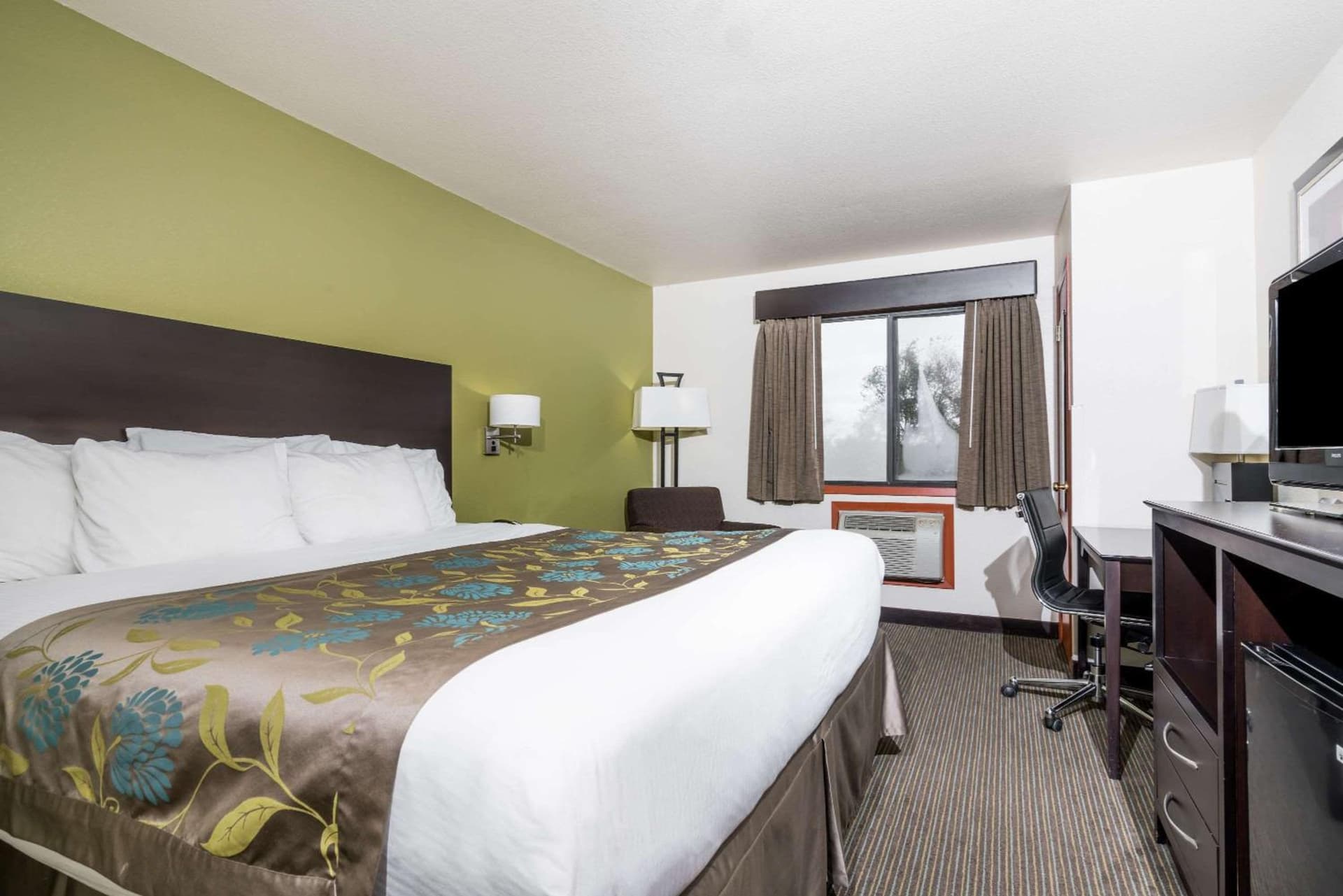 Baymont by Wyndham Eau Claire WI gallery photo in Eau Claire, WI — image 10