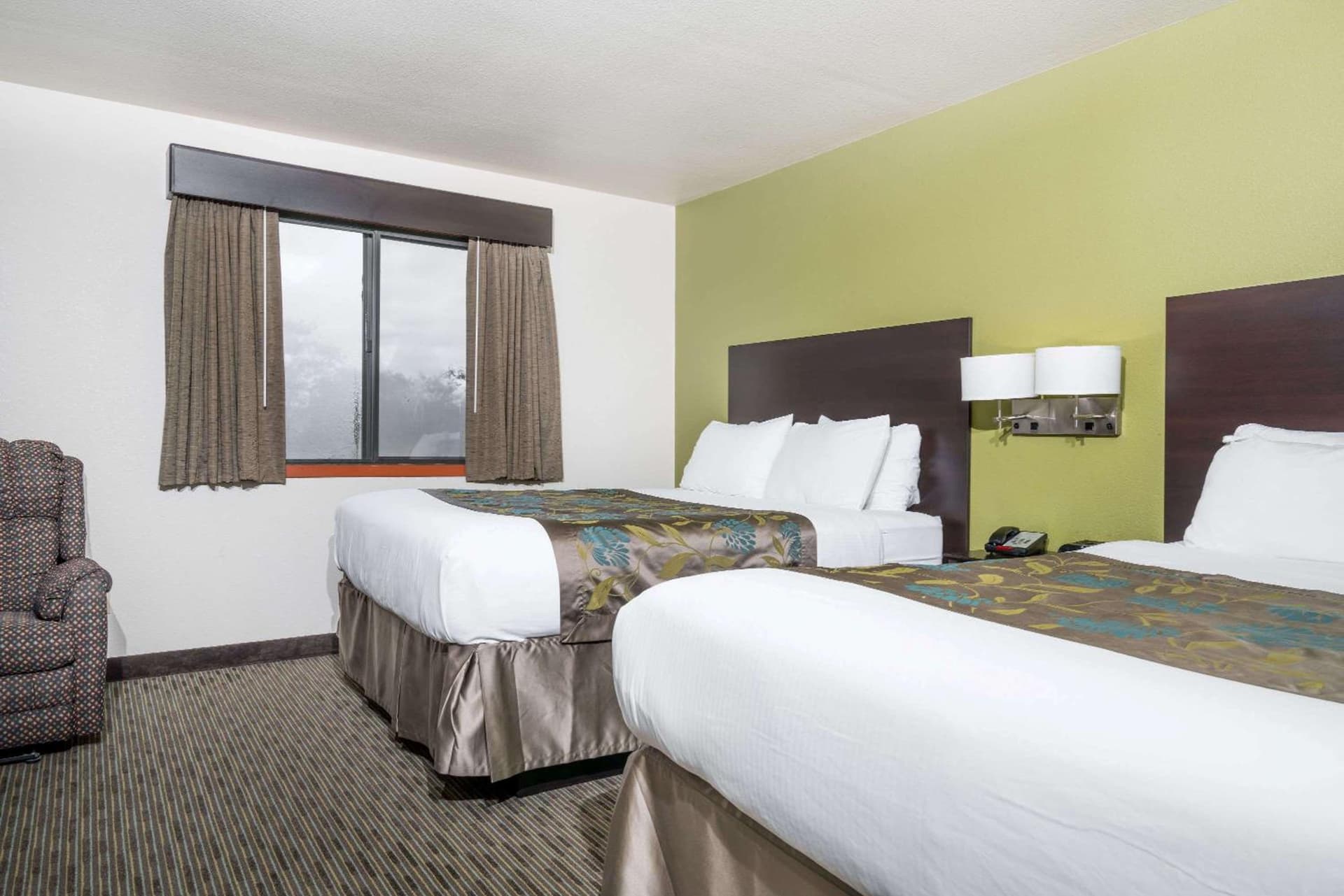 Baymont by Wyndham Eau Claire WI gallery photo in Eau Claire, WI — image 15