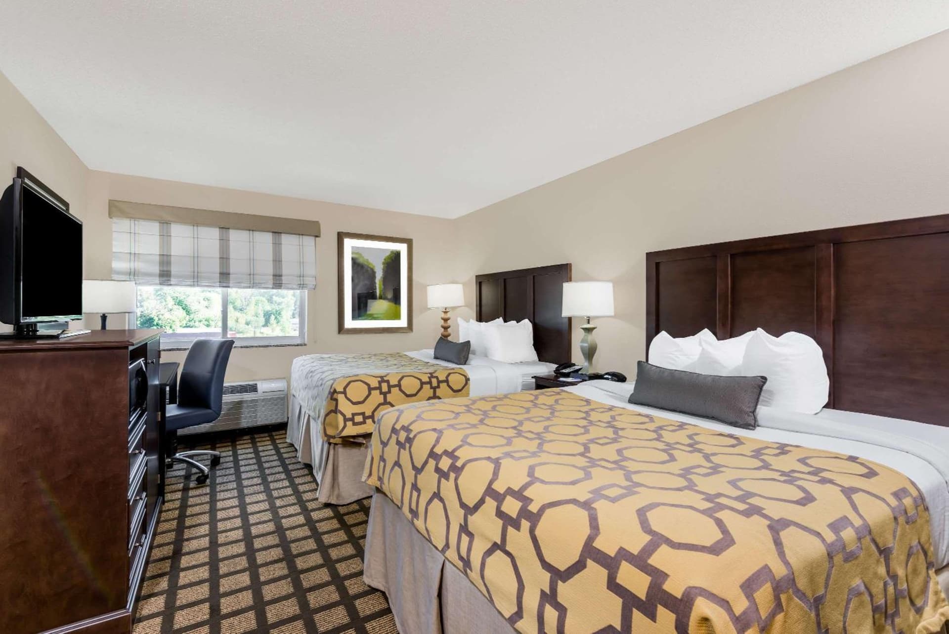 Baymont by Wyndham Erie gallery photo in Erie, PA — image 45