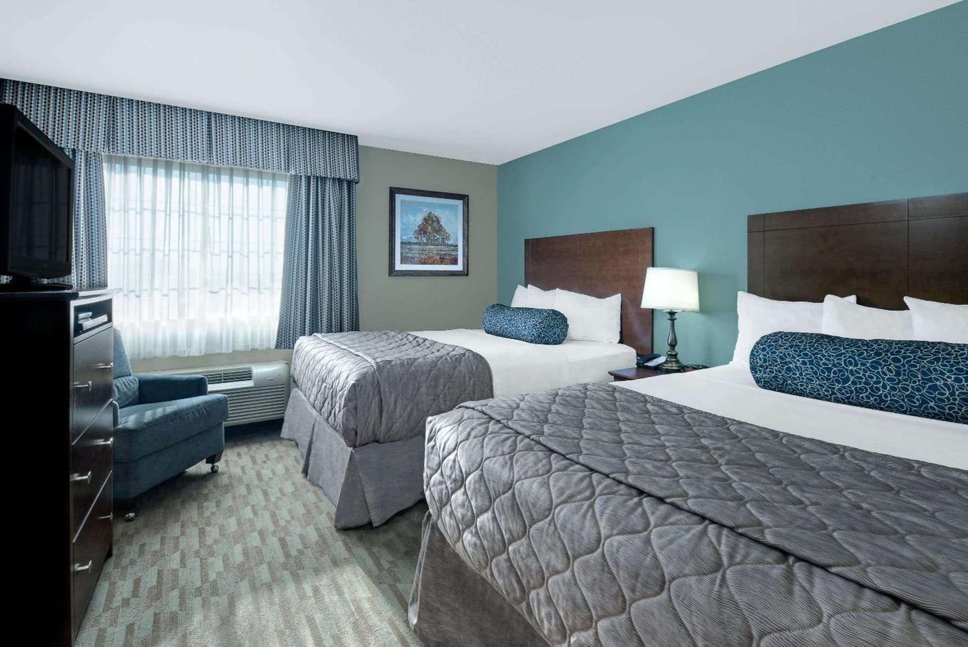 Baymont by Wyndham Minot interior in Minot, ND — gallery photo 2