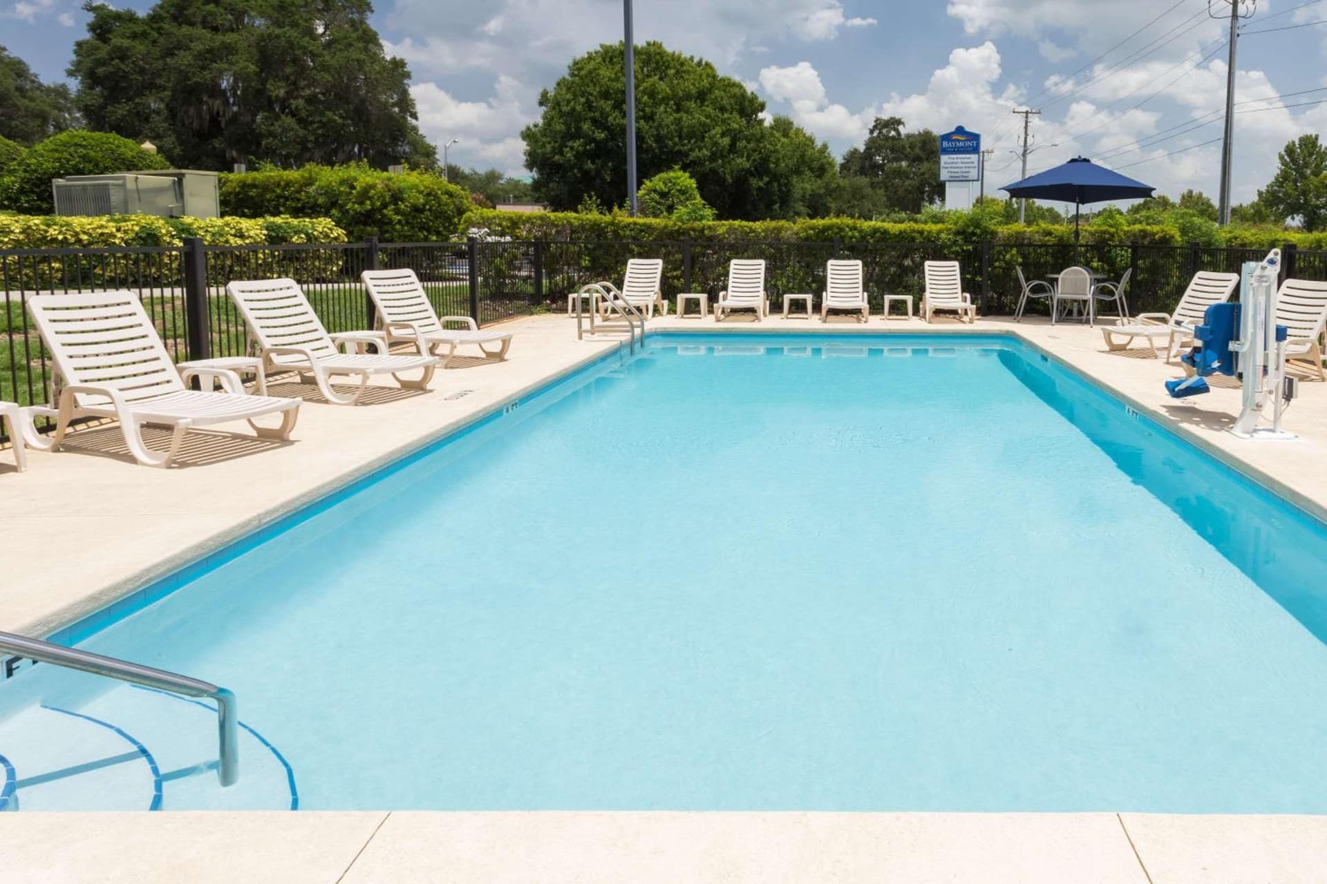 Baymont by Wyndham Lakeland gallery photo in Lakeland, FL — image 24