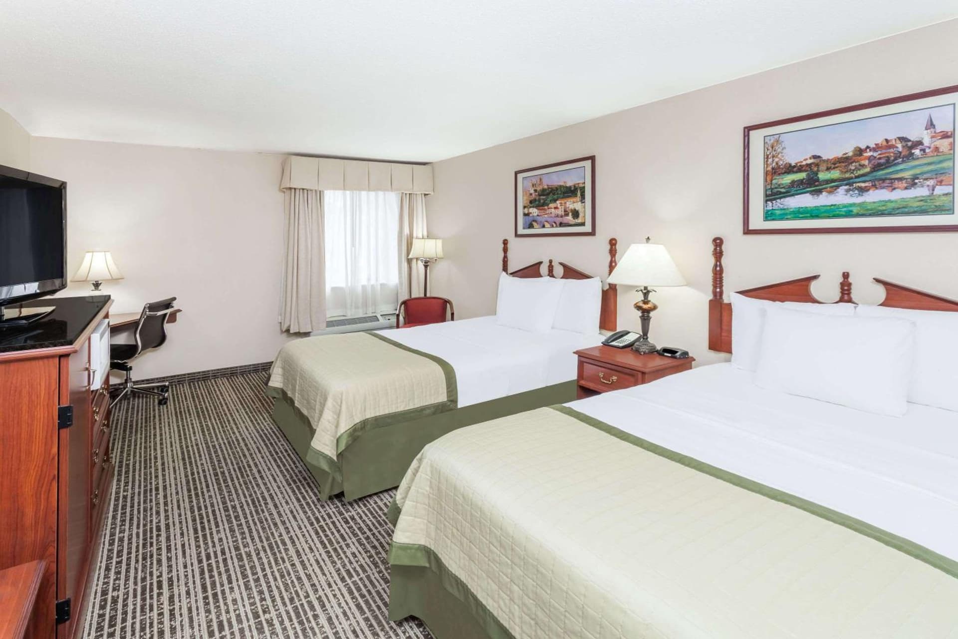 Baymont by Wyndham Elkhart gallery photo in Elkhart, IN — image 46
