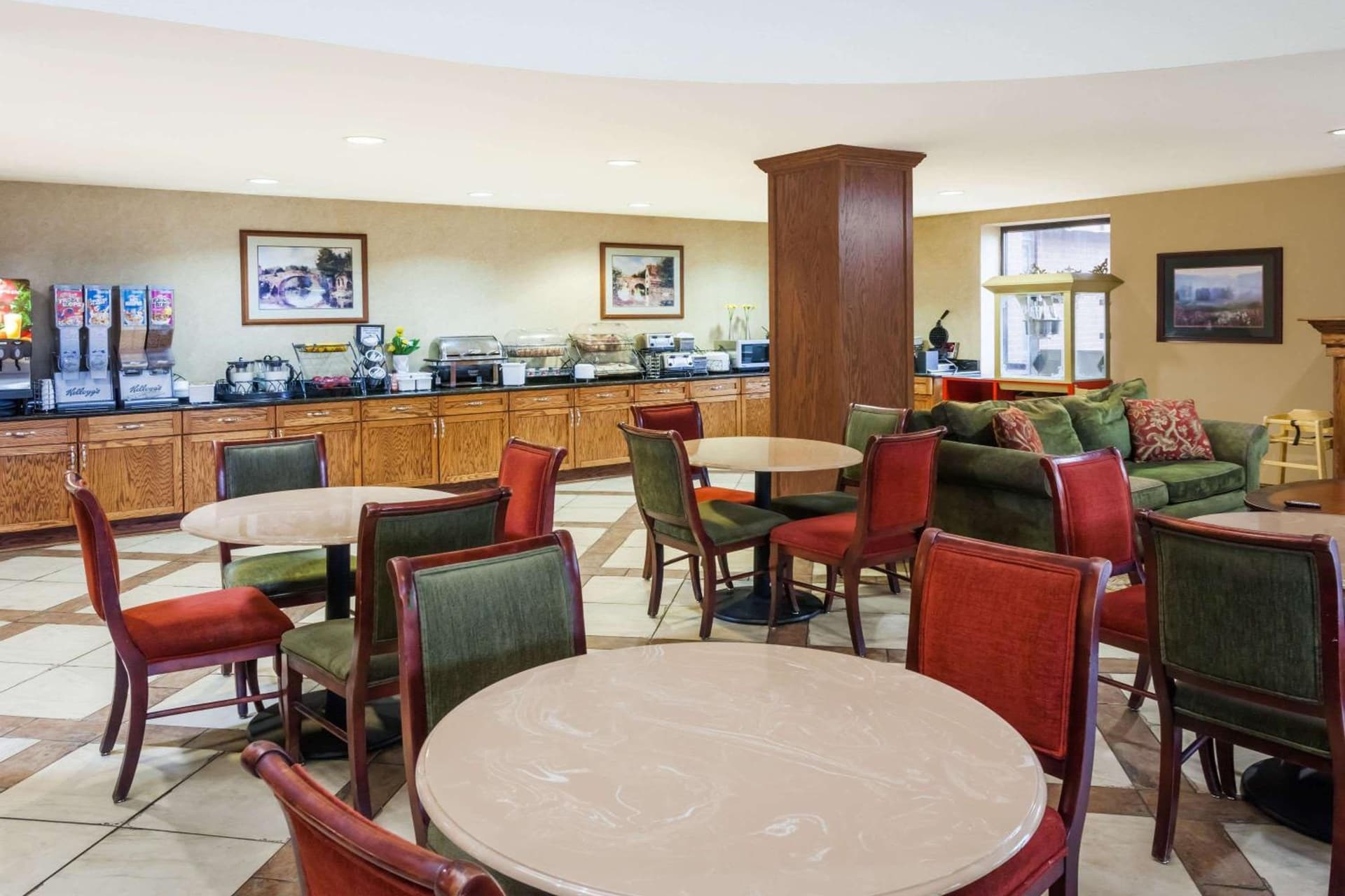 Baymont by Wyndham Elkhart gallery photo in Elkhart, IN — image 21