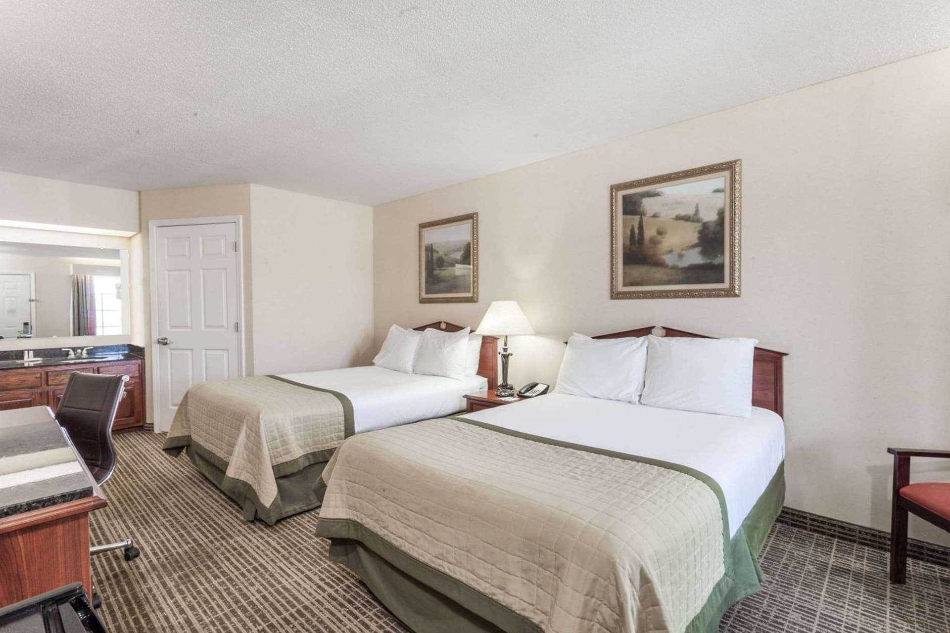 Baymont by Wyndham Hickory gallery photo in Hickory, NC — image 13