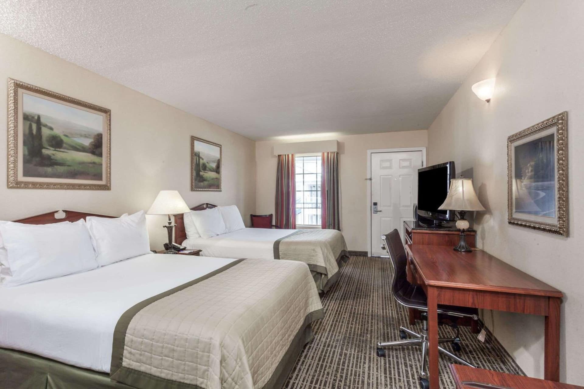 Baymont by Wyndham Hickory gallery photo in Hickory, NC — image 14