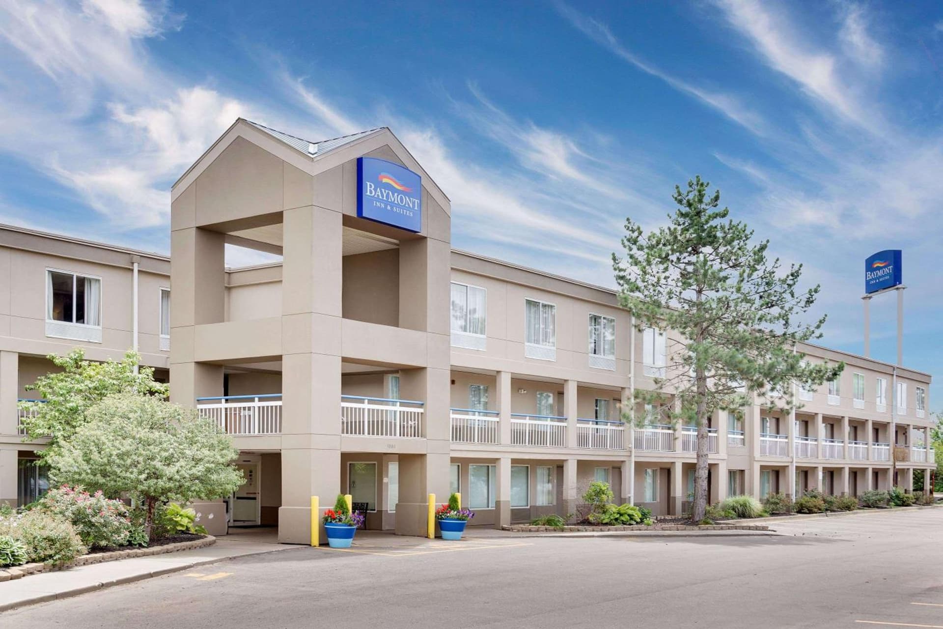 Baymont by Wyndham Kalamazoo East exterior or lobby in Kalamazoo, MI — main listing photo