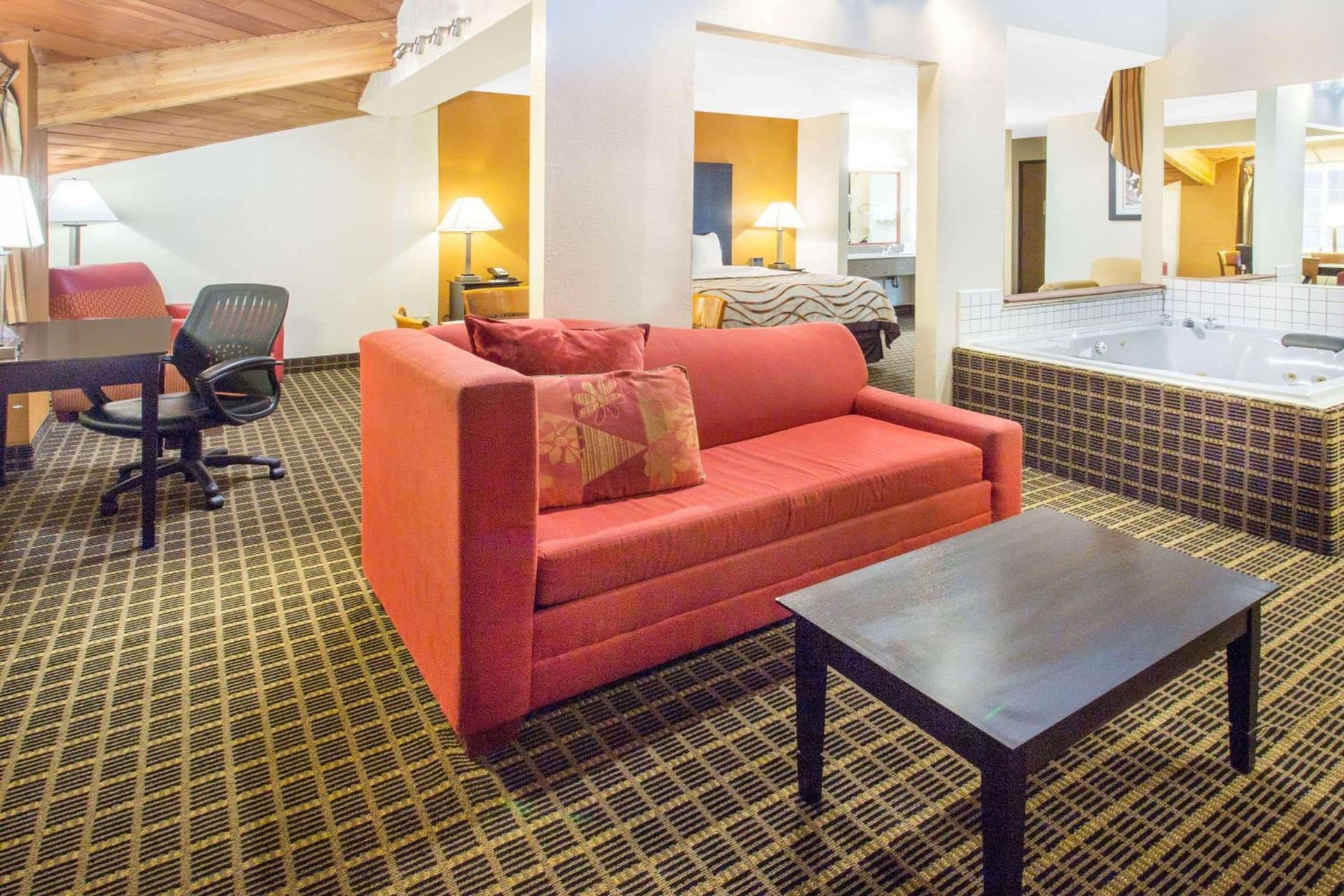Baymont by Wyndham Muskegon gallery photo in Muskegon, MI — image 10