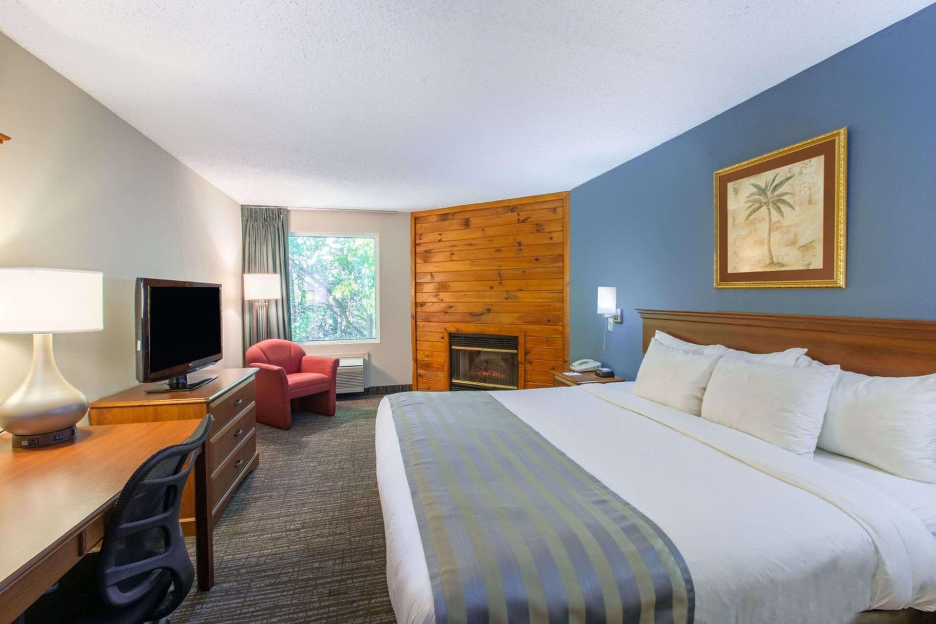 Baymont by Wyndham Bartonsville Poconos gallery photo in Bartonsville — image 8