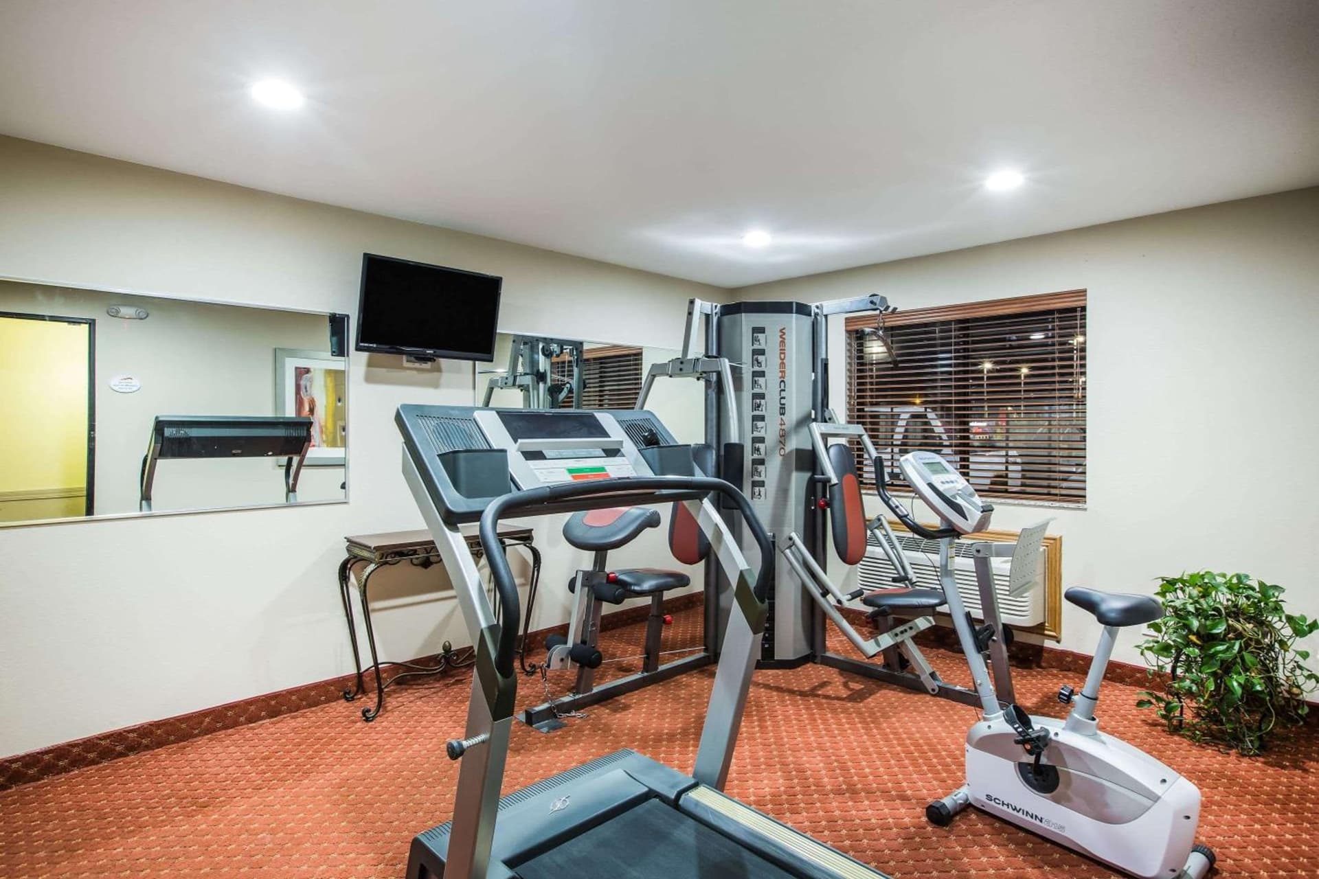 Baymont by Wyndham Cedar Rapids gallery photo in Cedar Rapids, IA — image 17