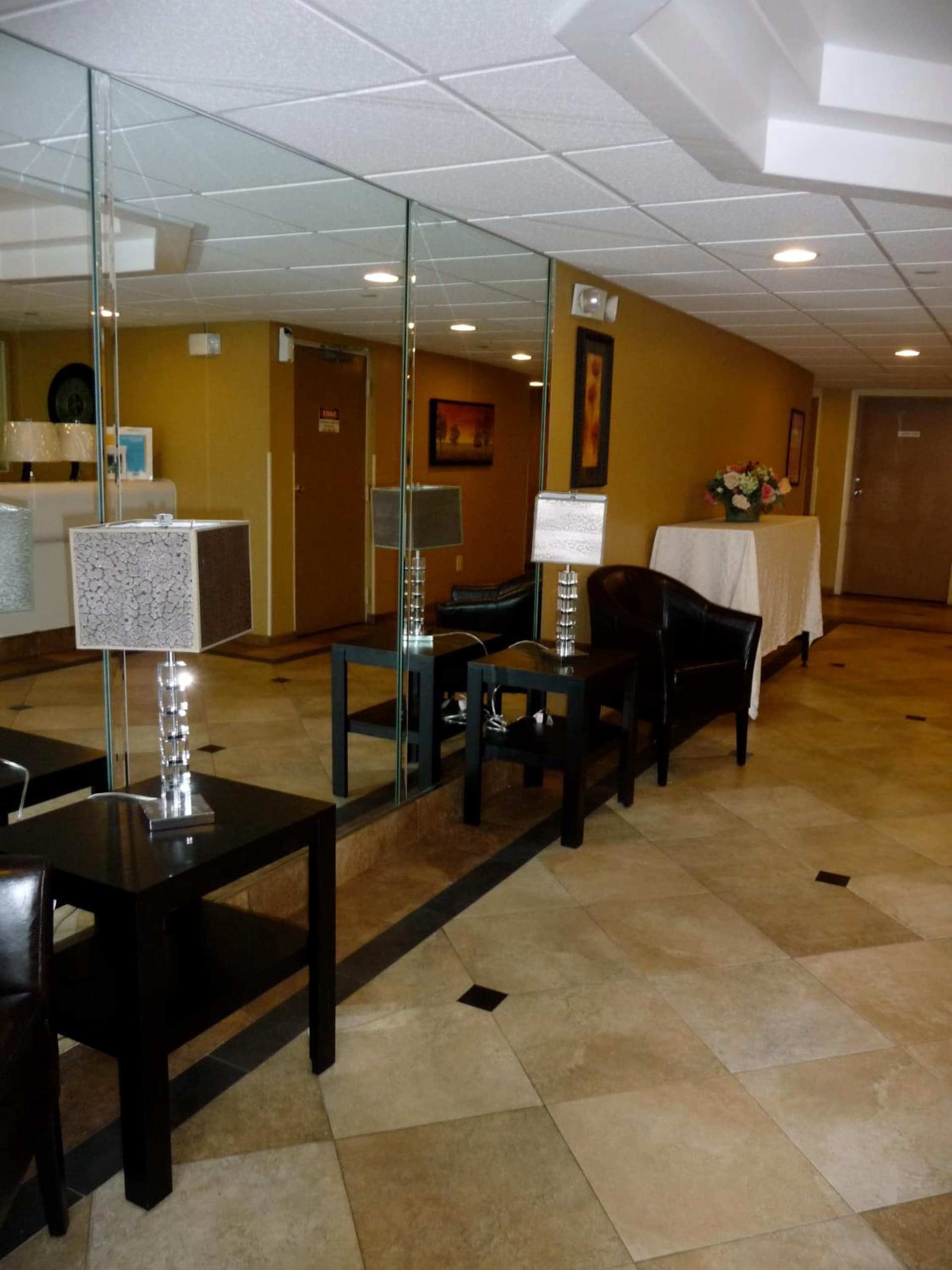 Gulfview Hotel - On the Beach interior in Clearwater Beach, FL — gallery photo 2